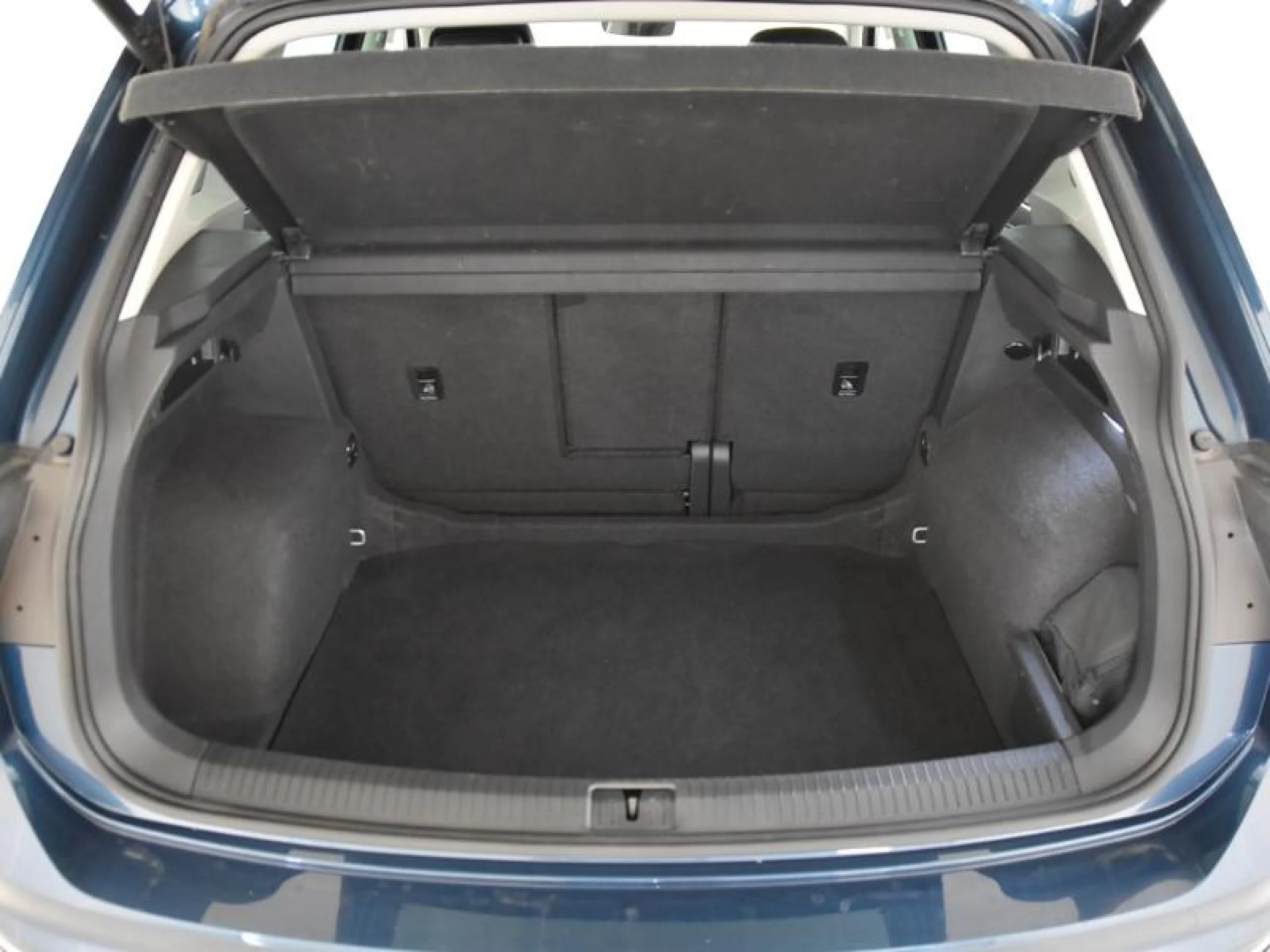 VOLKSWAGEN TIGUAN LIFE 1.5 TSI 110KW (150CV) - Foto 8