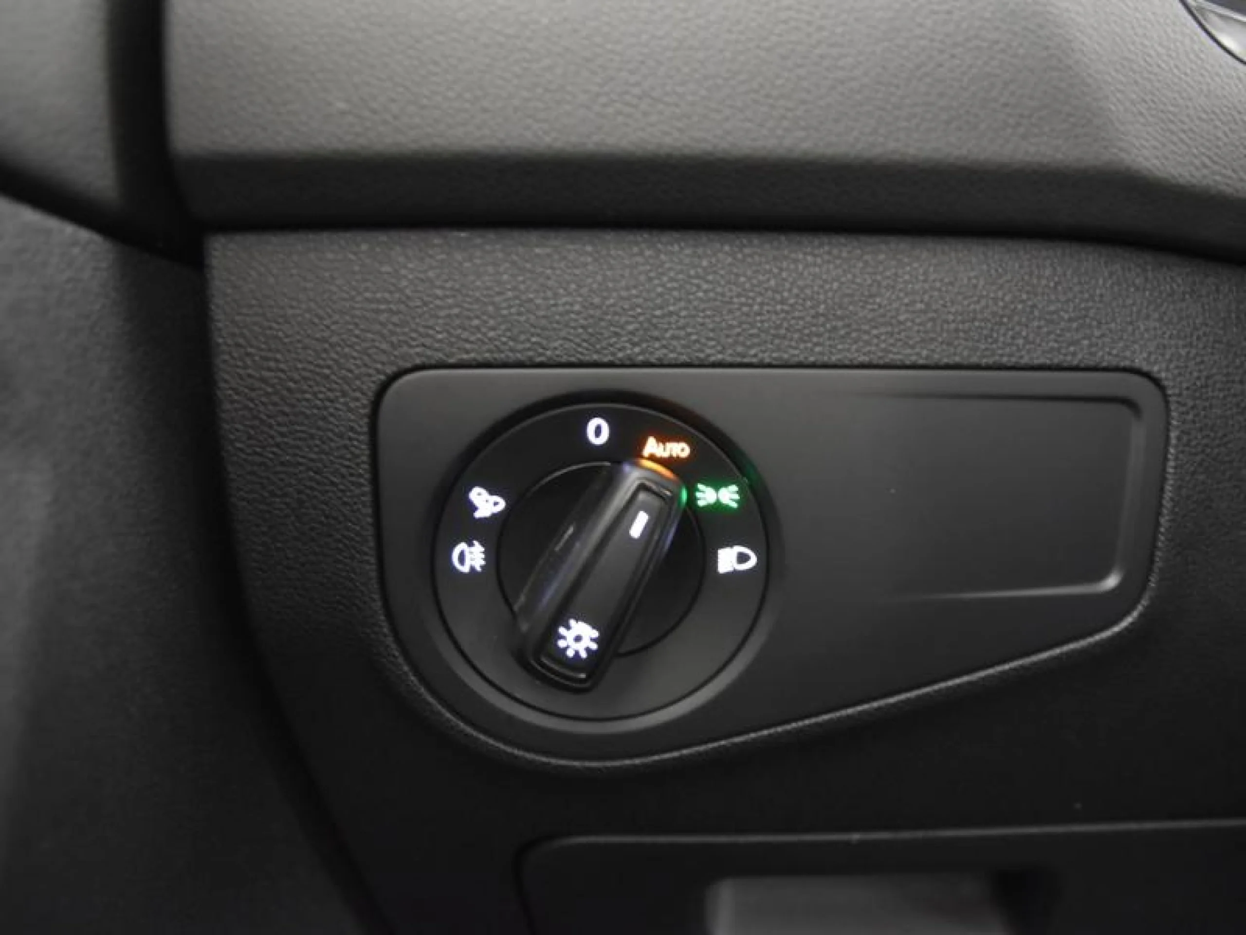 VOLKSWAGEN TIGUAN LIFE 1.5 TSI 110KW (150CV) - Foto 18