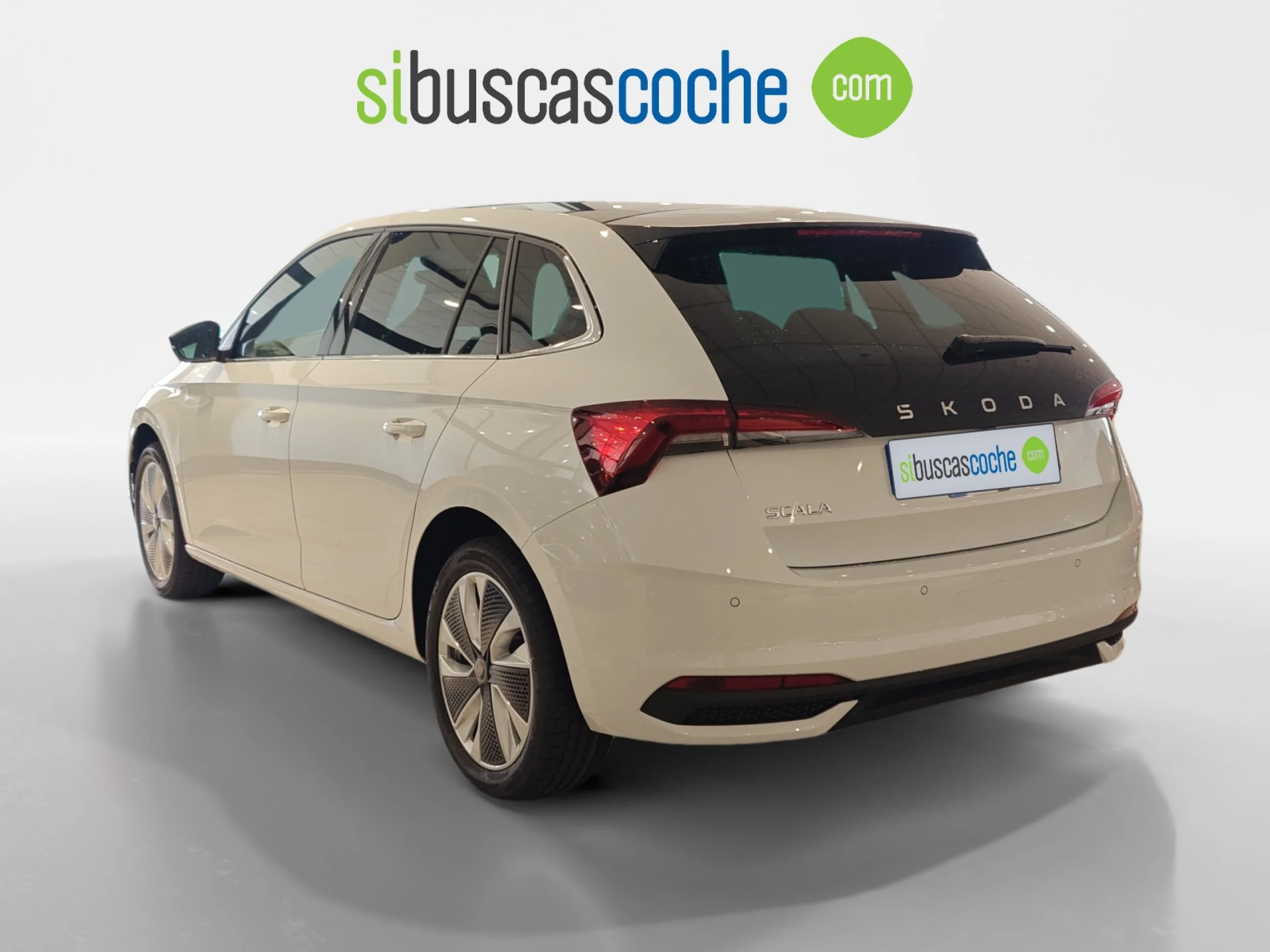 SKODA SCALA 1.5 TSI 110 KW (150 CV) DSG DESIGN - Foto 2