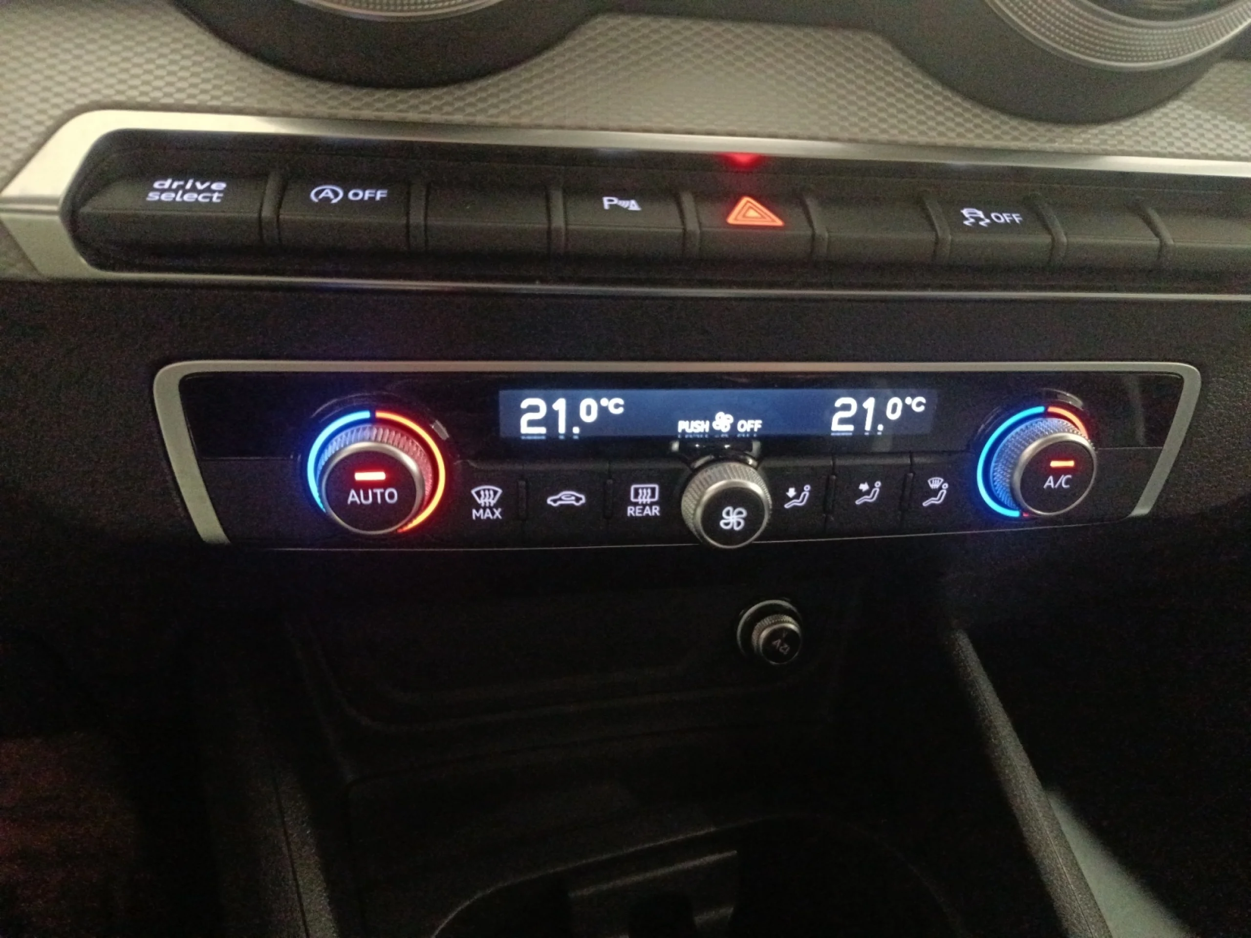 AUDI Q2 S LINE 30 TFSI 85KW (116CV) - Foto 12