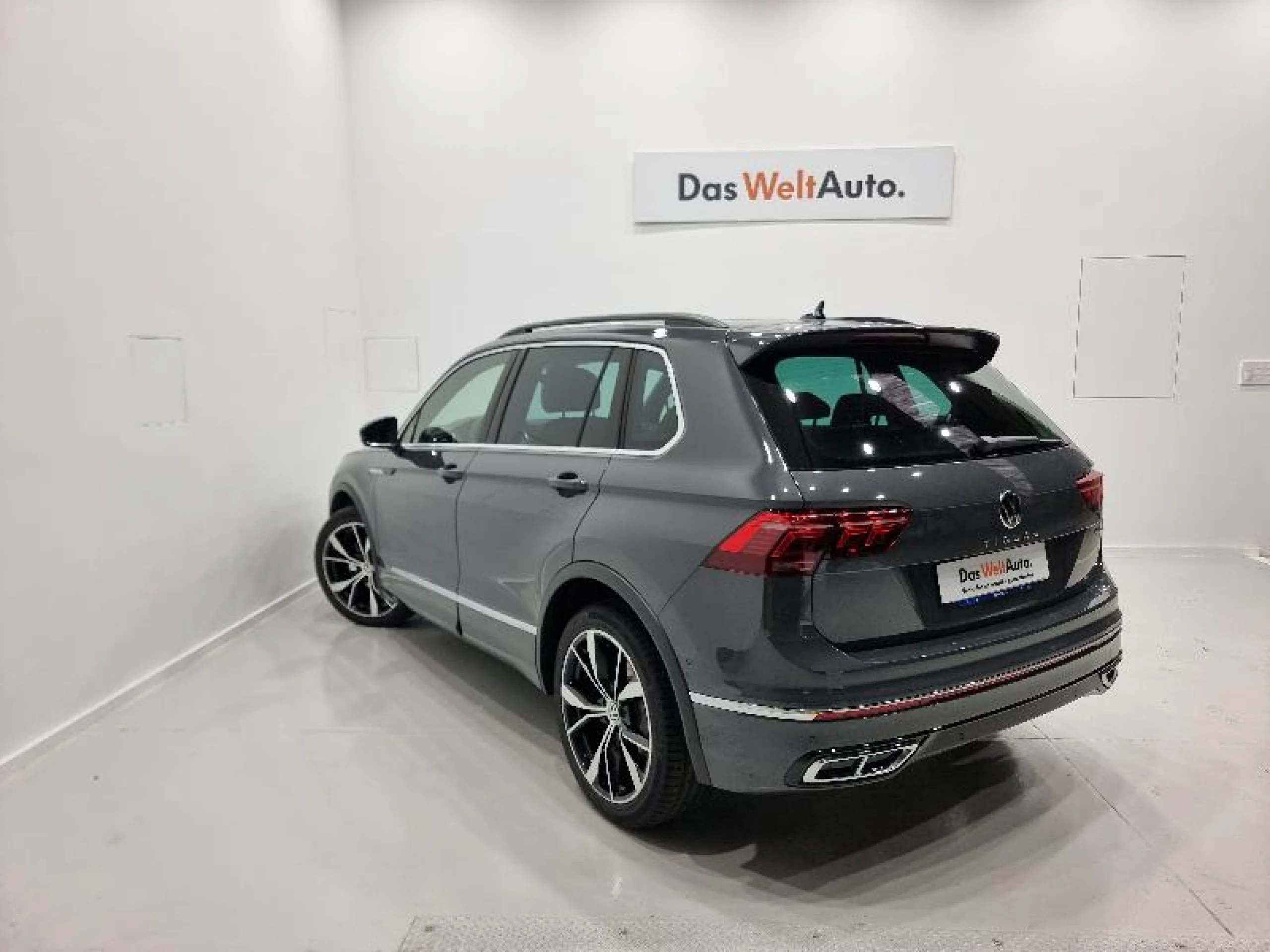 VOLKSWAGEN TIGUAN R LINE 2.0 TDI 110KW (150CV) DSG 4MOTION - Foto 2