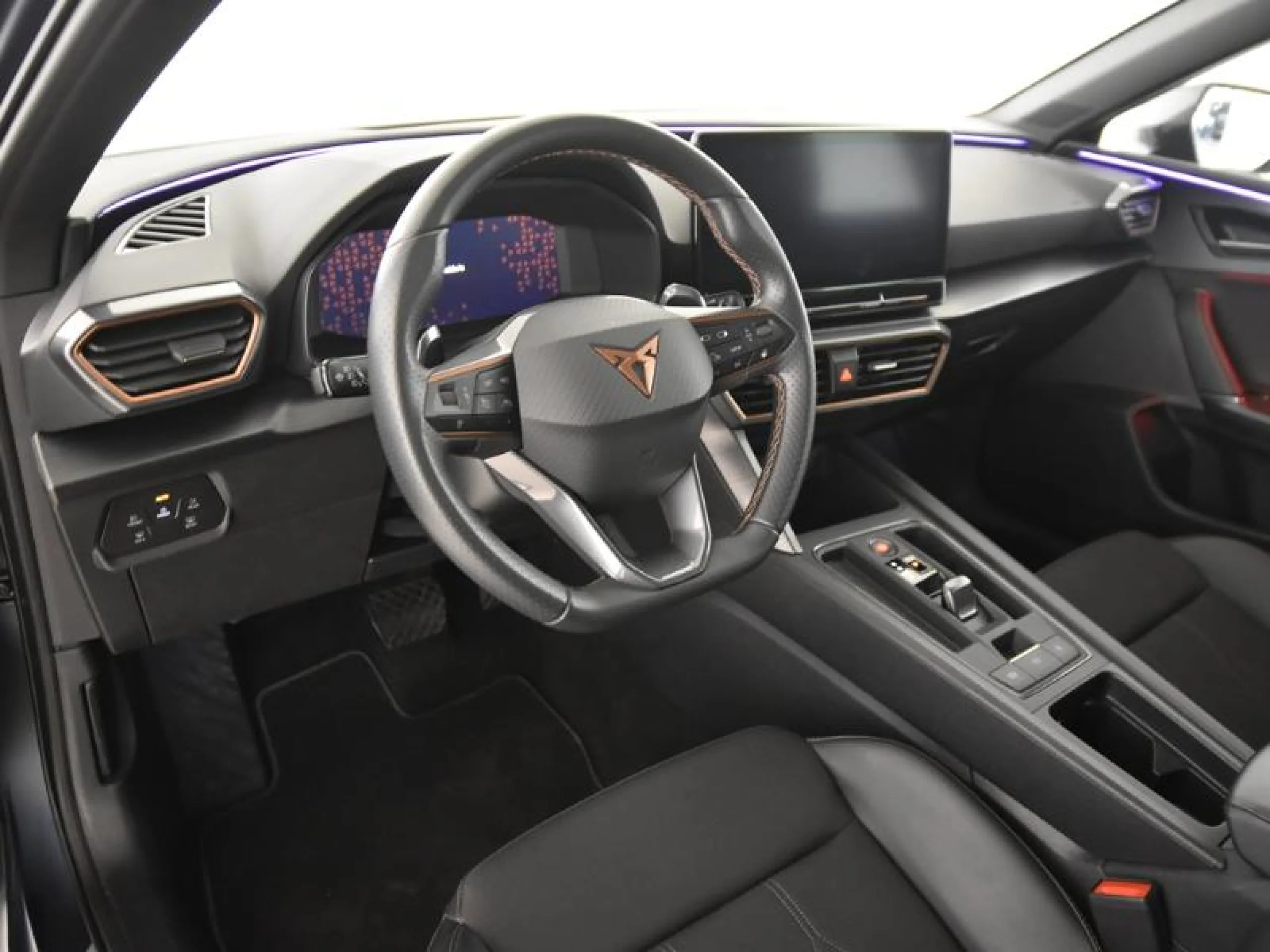 CUPRA LEON 1.5 ETSI 110KW 150CV) DSG - Foto 9