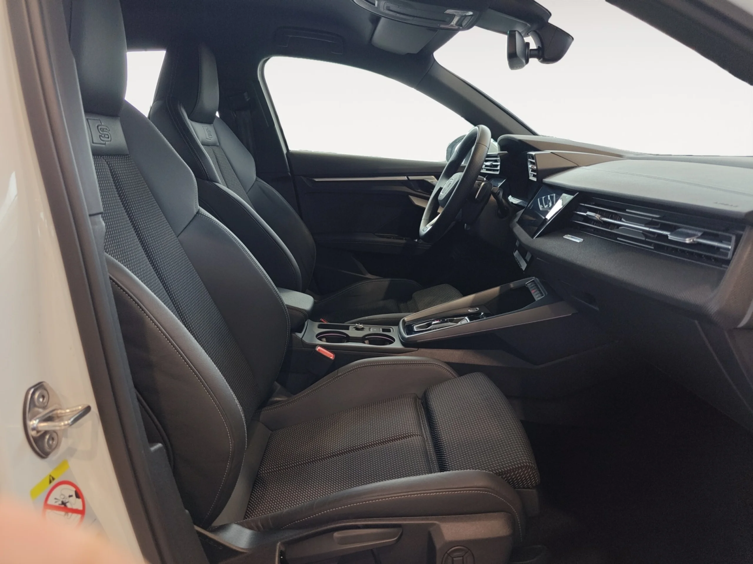 AUDI A3 SEDAN S LINE 35 TDI 110KW S TRONIC - Foto 5