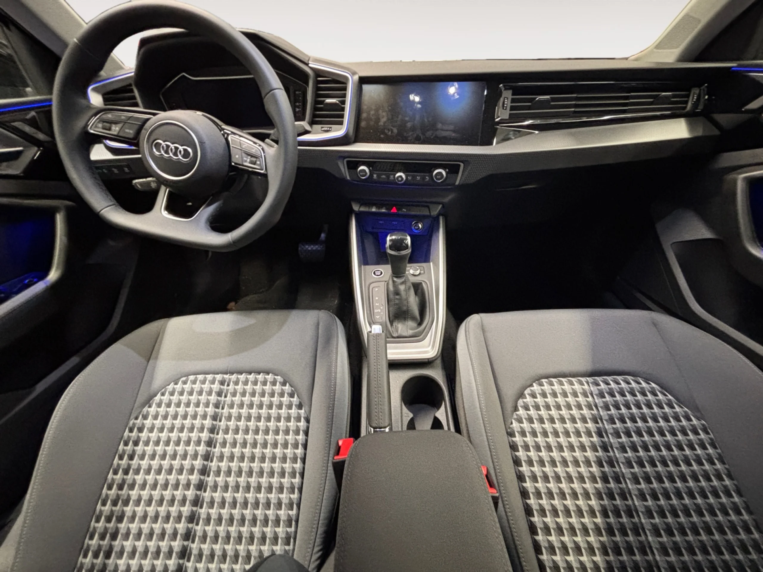 AUDI A1 A1 SPORTBACK ADRENALIN BLACK EDITION 30 TFSI  85(116) KW(CV) S TRONIC - Foto 4