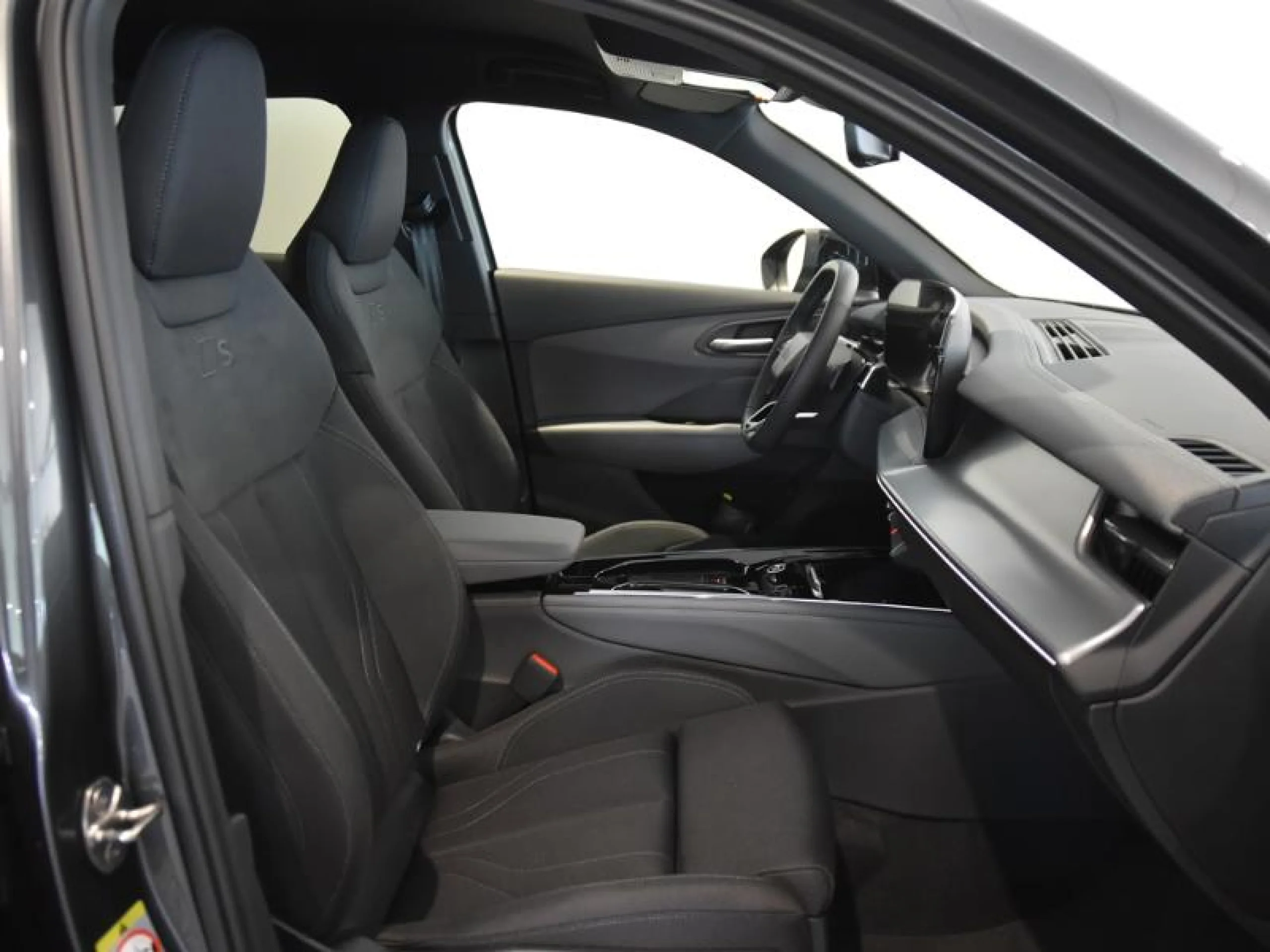 AUDI Q3 Q3 SUV LAUNCH EDITION TDI  110 KW S TRONIC - Foto 6