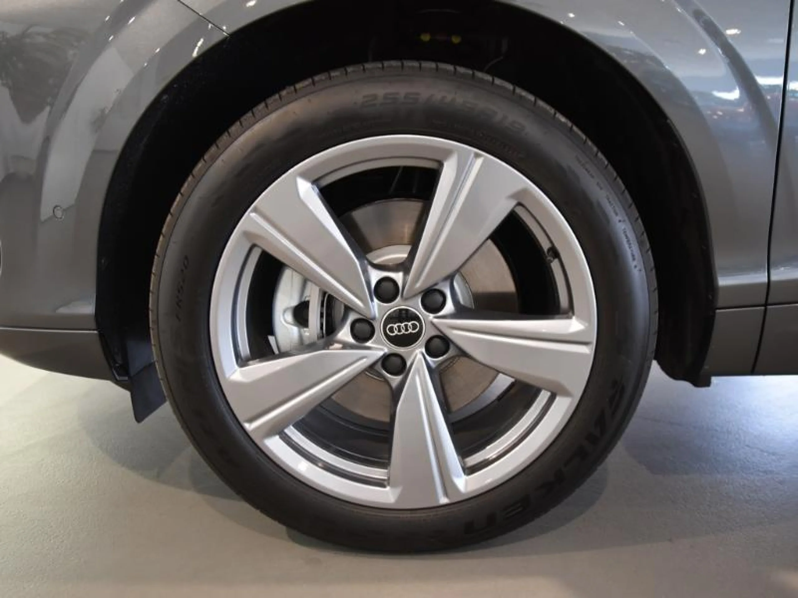 AUDI Q3 Q3 SUV LAUNCH EDITION TDI  110 KW S TRONIC - Foto 8