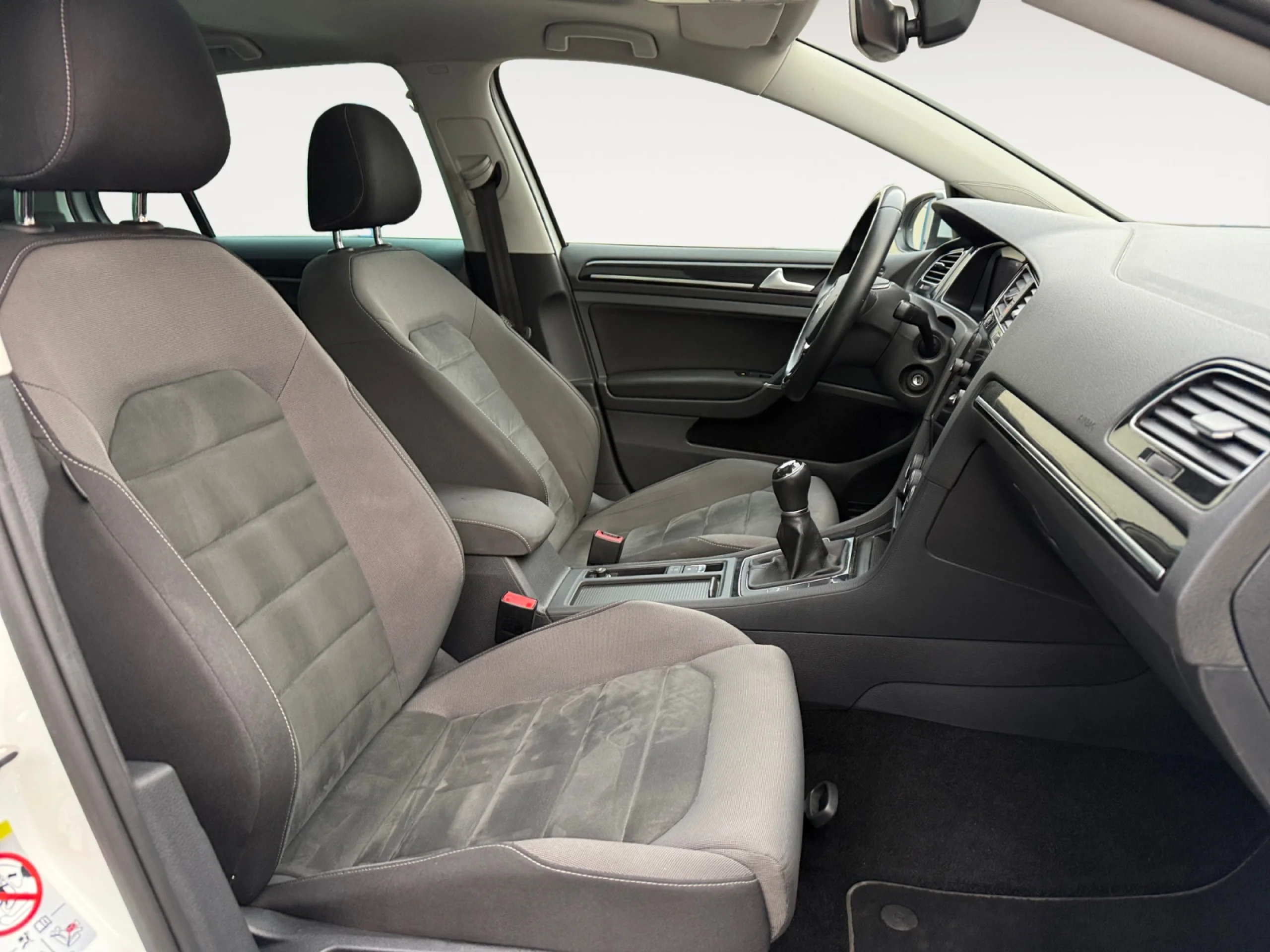 VOLKSWAGEN GOLF SPORT 1.5 TSI 110KW (150CV) - Foto 5