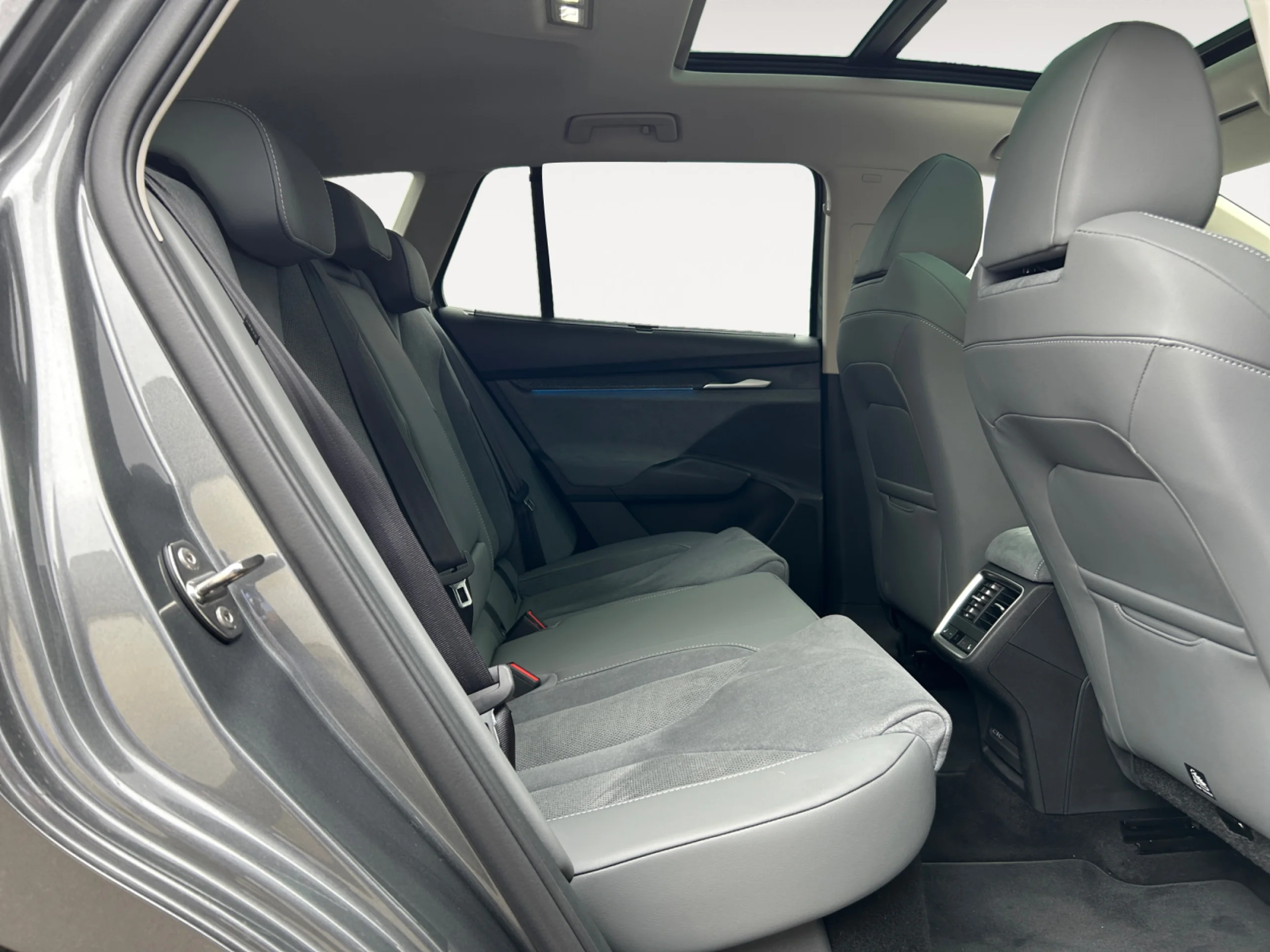 SKODA ENYAQ 85 210 KW ( CV) 82 KWH (77 KWH NETA) - Foto 3