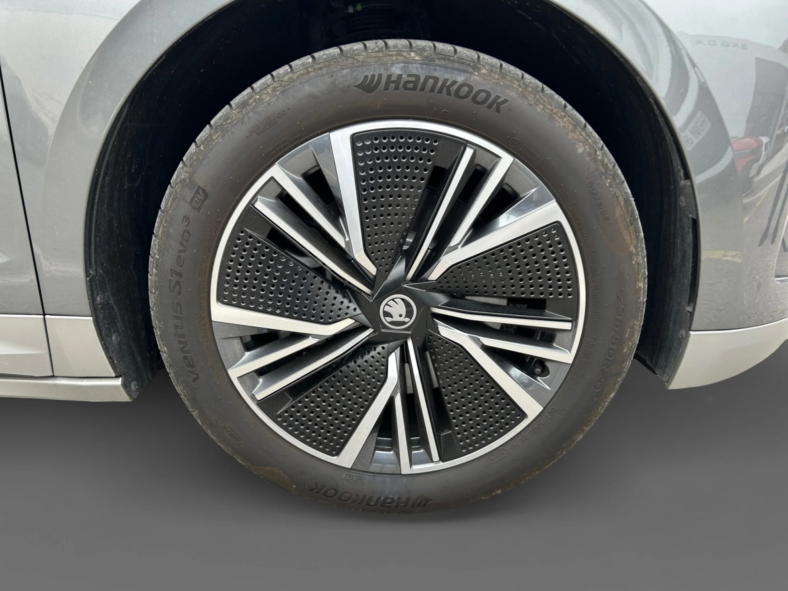 SKODA ENYAQ 85 210 KW ( CV) 82 KWH (77 KWH NETA) - Foto 5