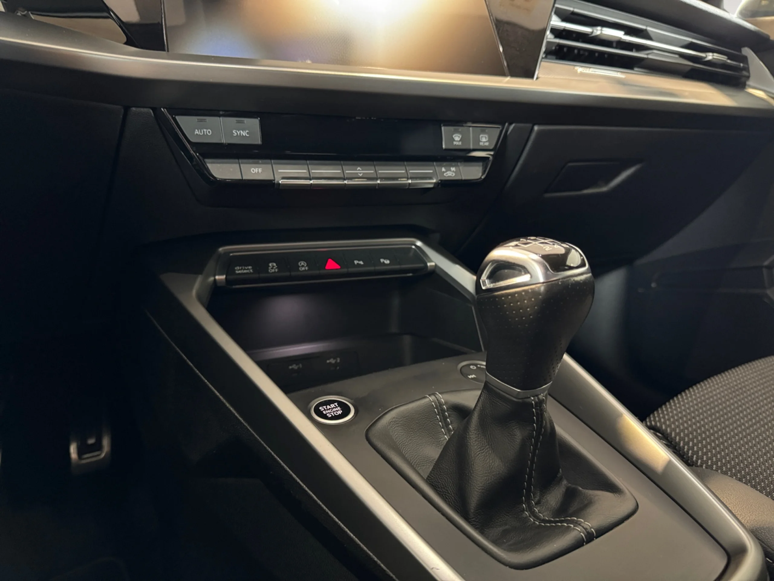AUDI A3 SPORTBACK S LINE 30 TFSI 81KW (110CV) - Foto 17