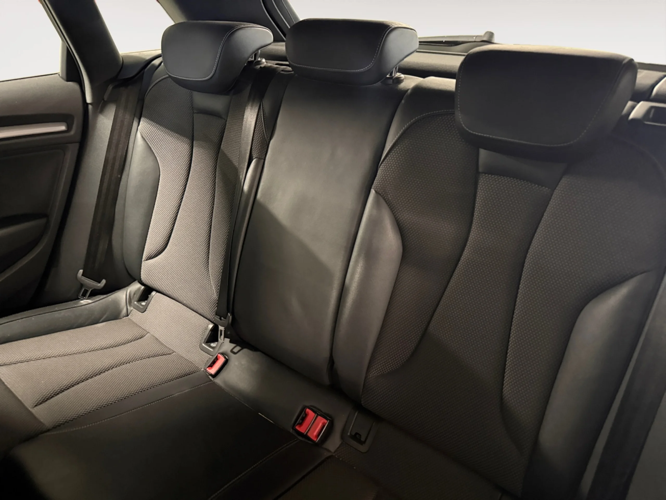 AUDI A3 SPORTBACK S LINE 35 TDI 110KW S TRONIC - Foto 6