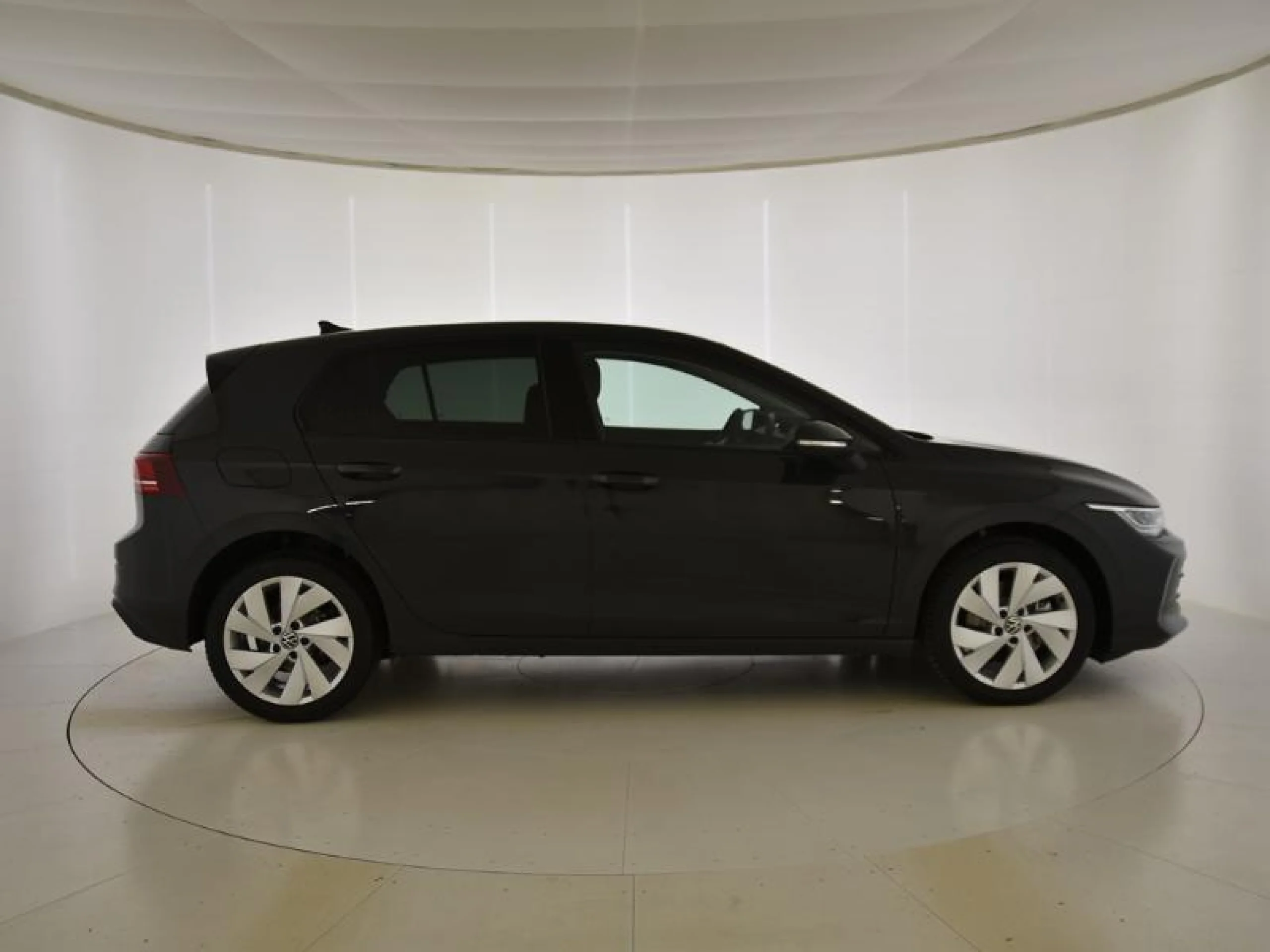 VOLKSWAGEN GOLF GOLF MATCH 1.5 TSI EHYBRID 110 KW (150 CV) / 80 KW (110 CV)  AUTOM TICO DSG 6 VEL. - Foto 3