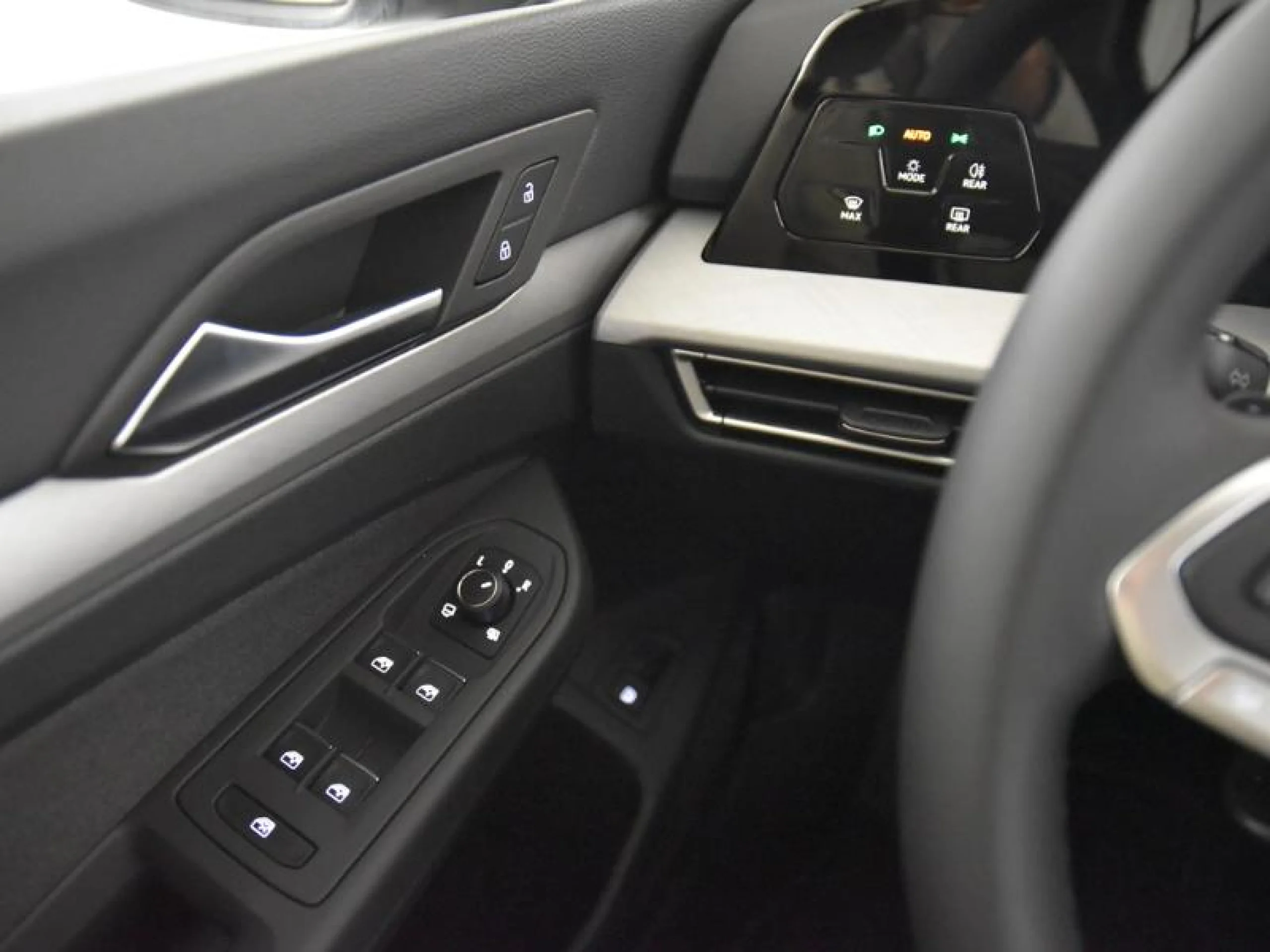 VOLKSWAGEN GOLF GOLF MATCH 1.5 TSI EHYBRID 110 KW (150 CV) / 80 KW (110 CV)  AUTOM TICO DSG 6 VEL. - Foto 16