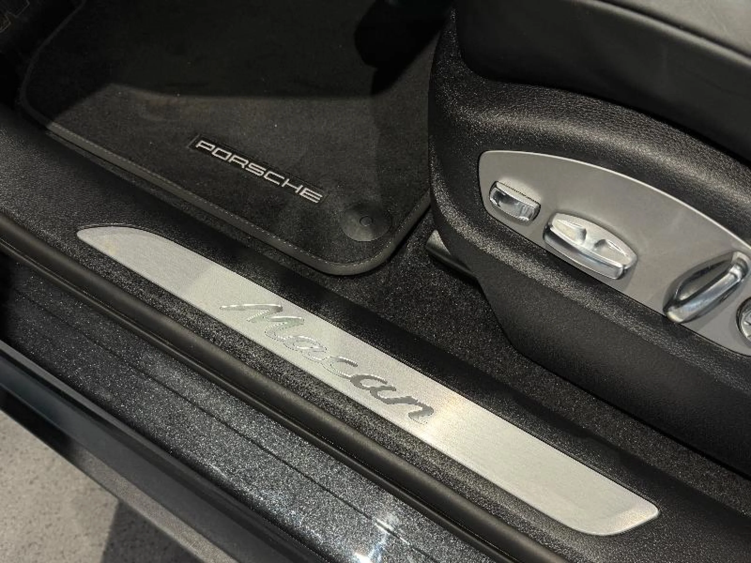 PORSCHE MACAN MACAN - Foto 23