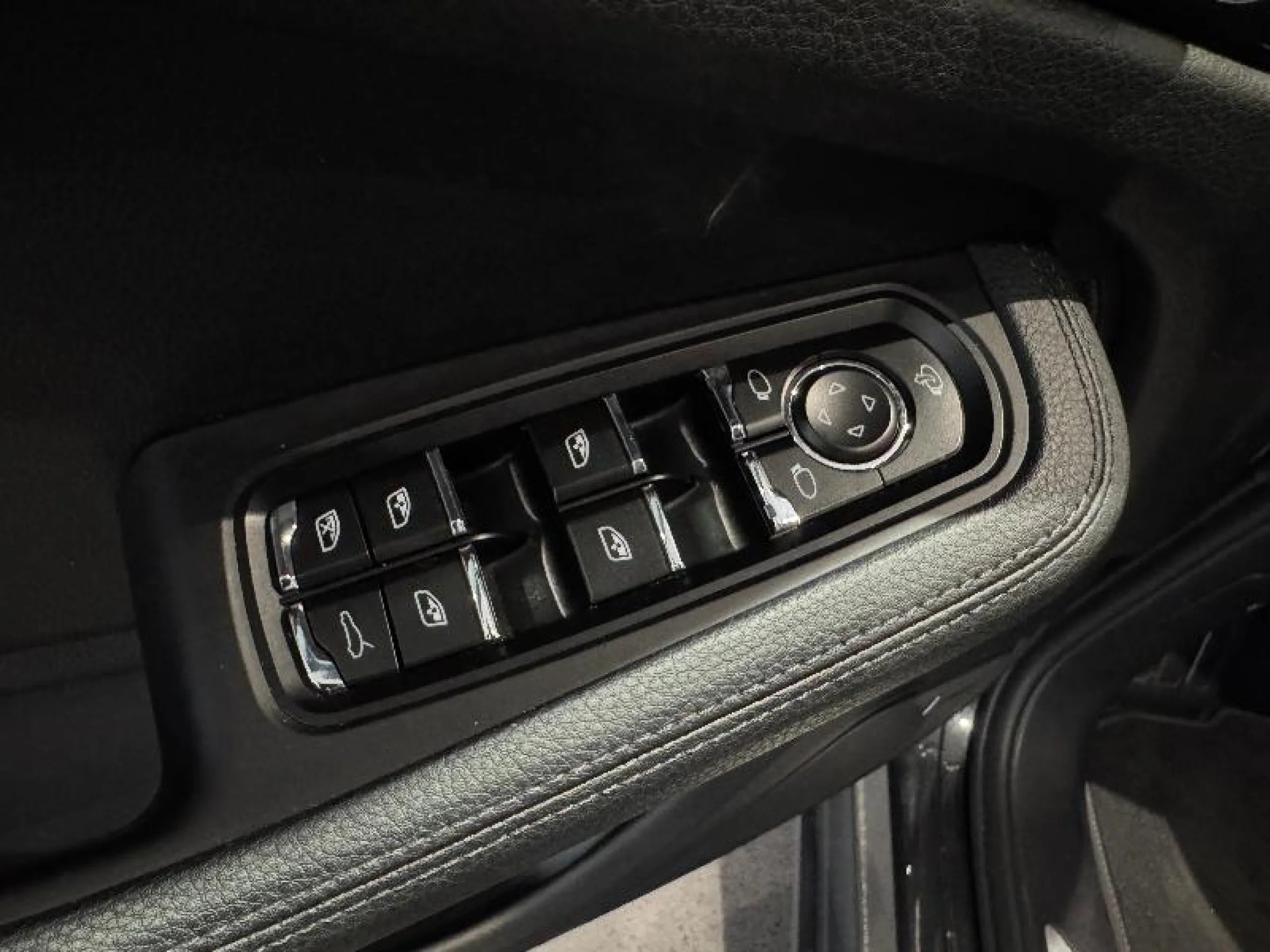 PORSCHE MACAN MACAN - Foto 25