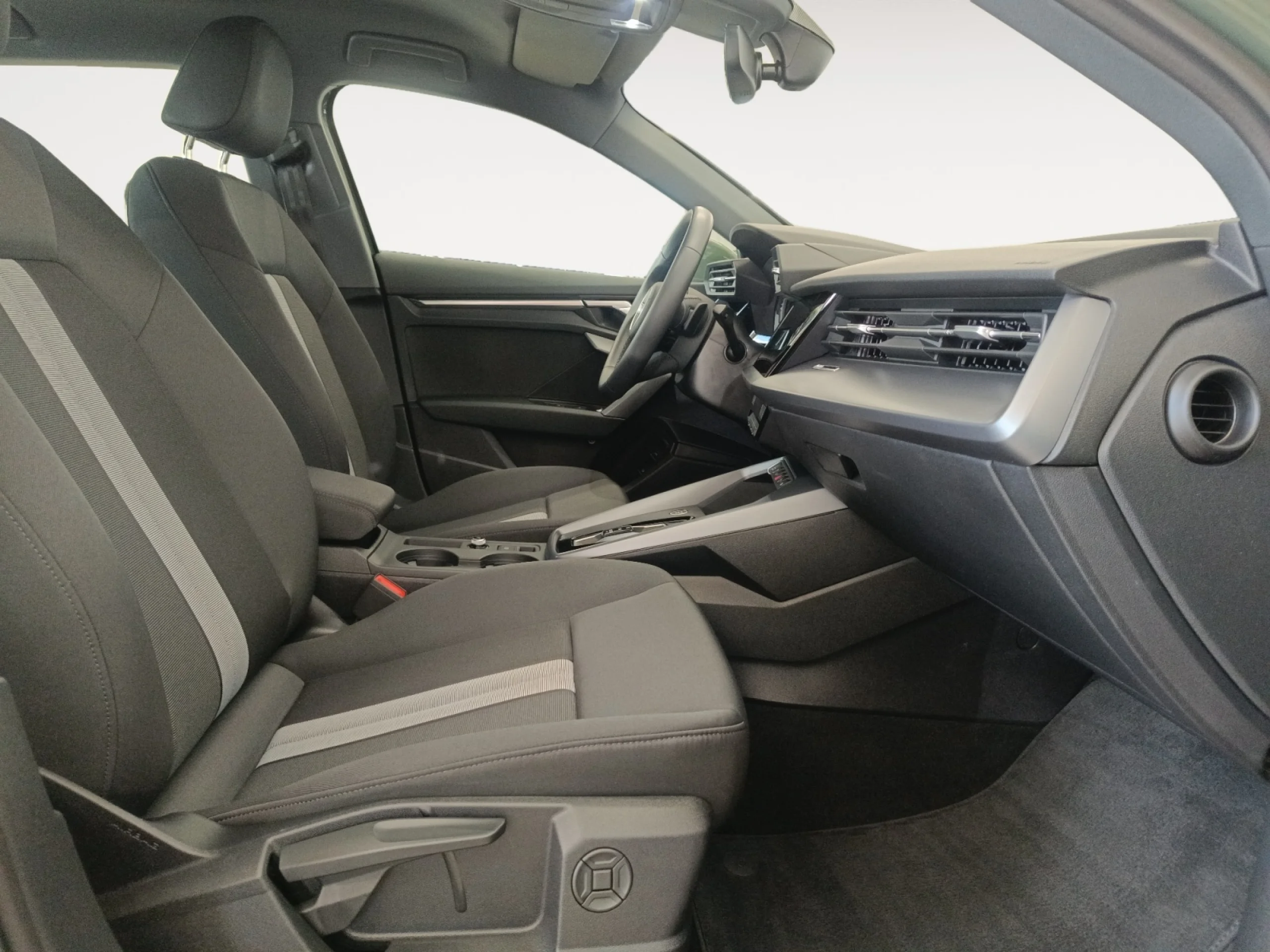AUDI A3 ALLSTREET ADVANCED 40 TFSI E 150KW S TRO - Foto 5