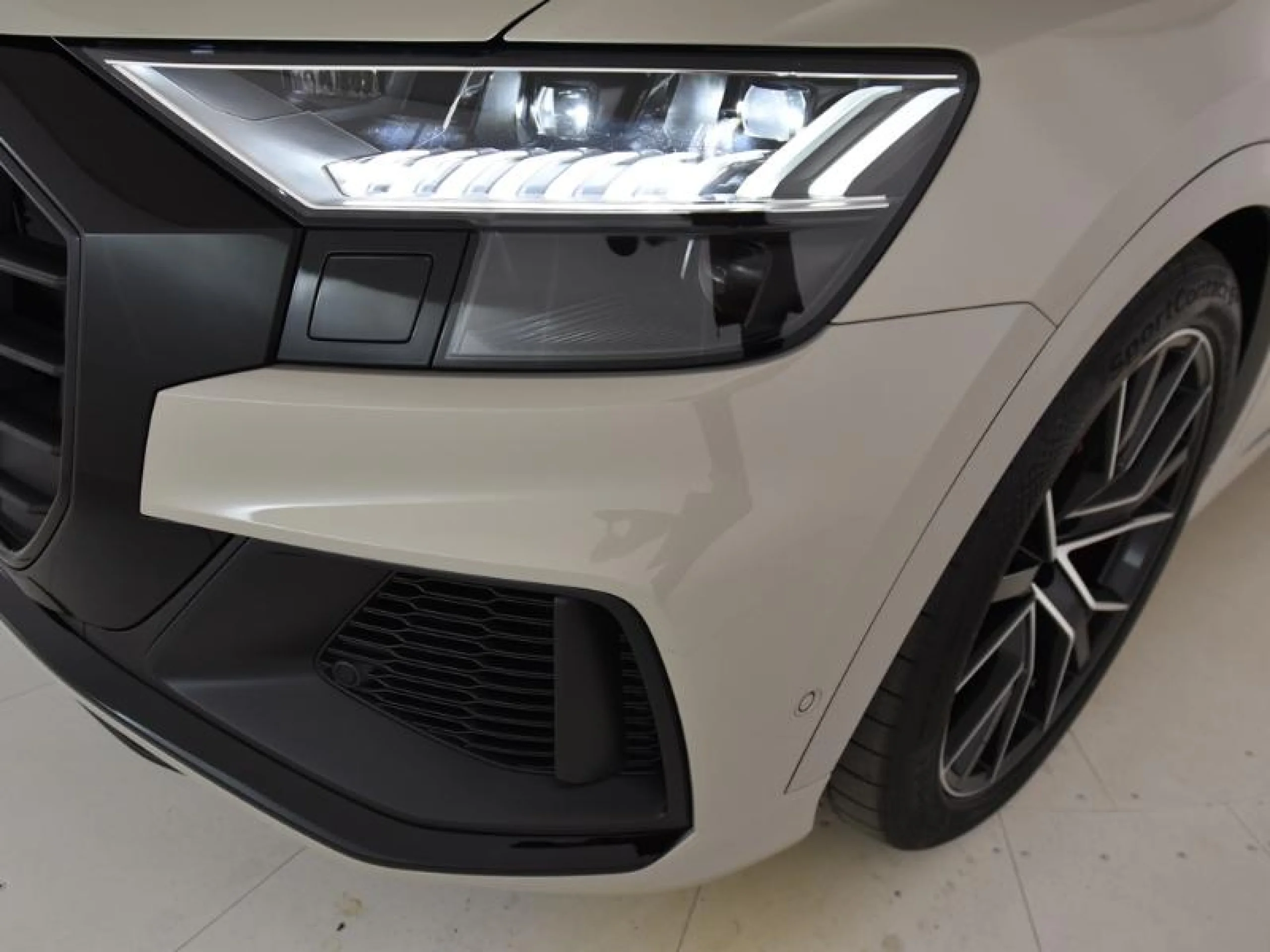 AUDI Q8 50 TDI 210KW BLACK LINE PLUS QUATTRO TIP - Foto 27