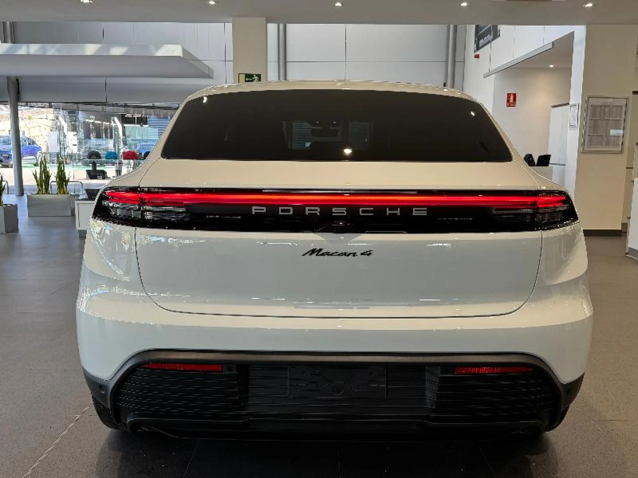 PORSCHE MACAN 4 - Foto 4