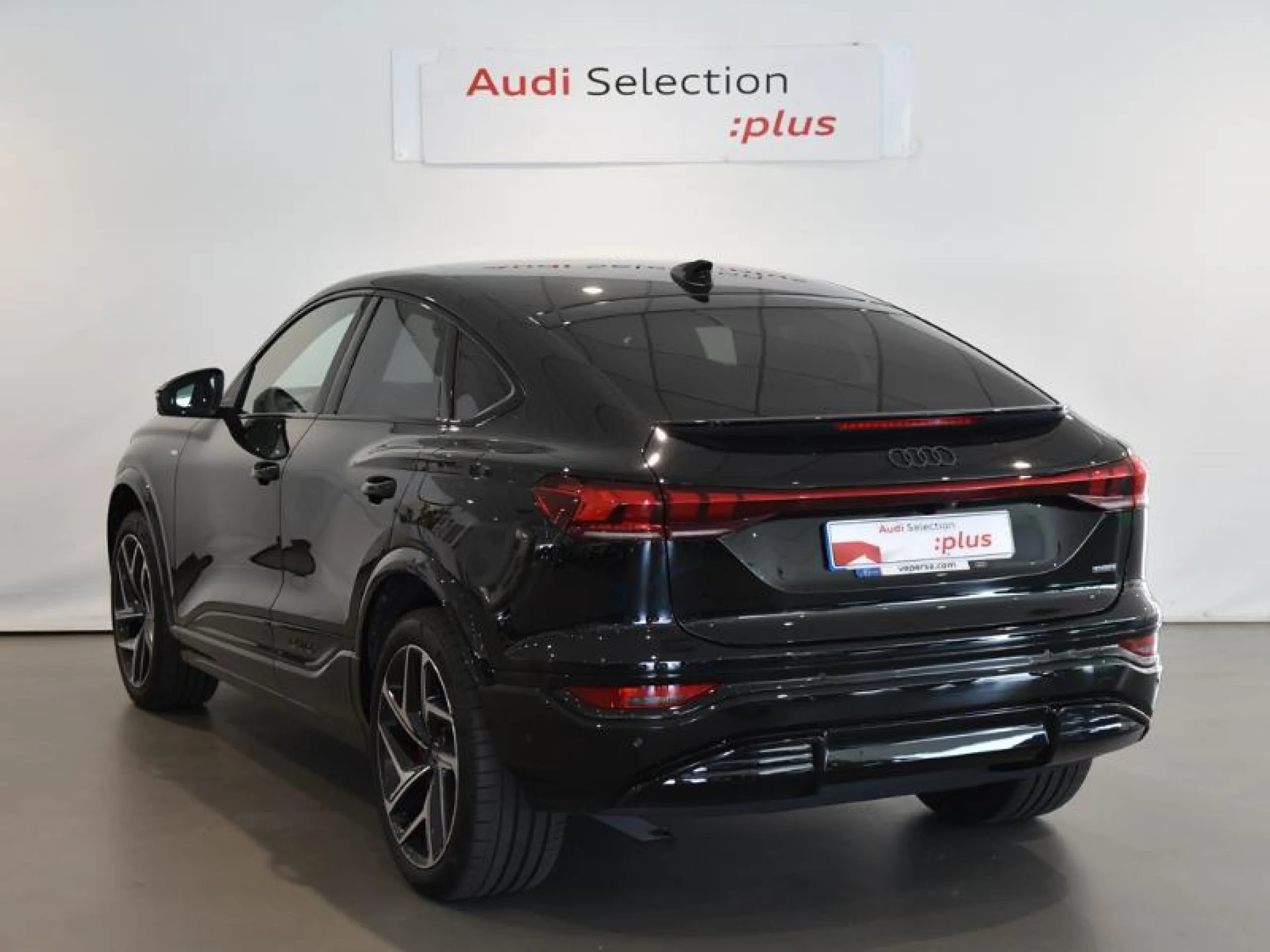 AUDI Q6 SPORTBACK E TRON BLACK LINE QUATTRO - Foto 2