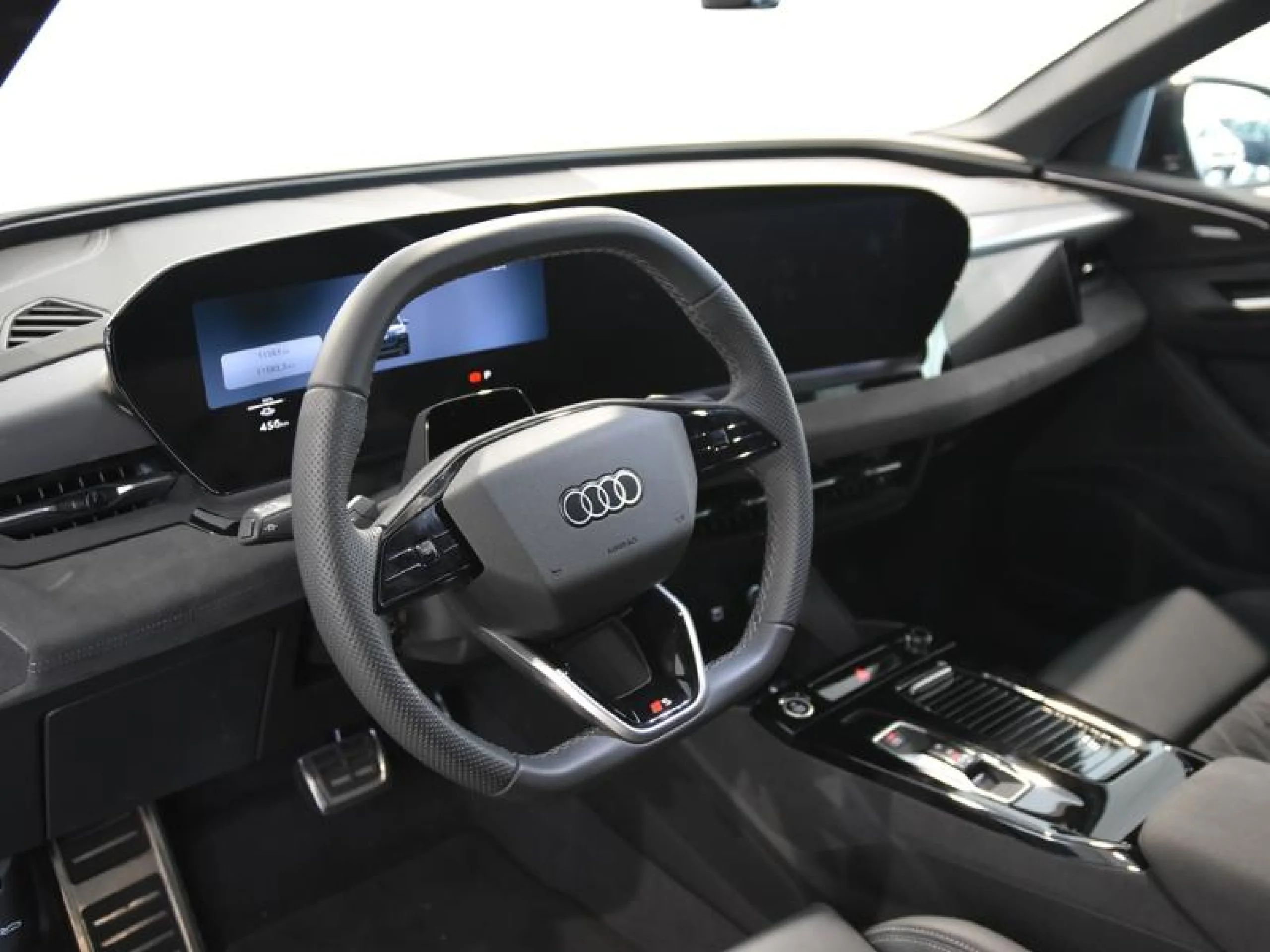 AUDI Q6 SPORTBACK E TRON BLACK LINE QUATTRO - Foto 11