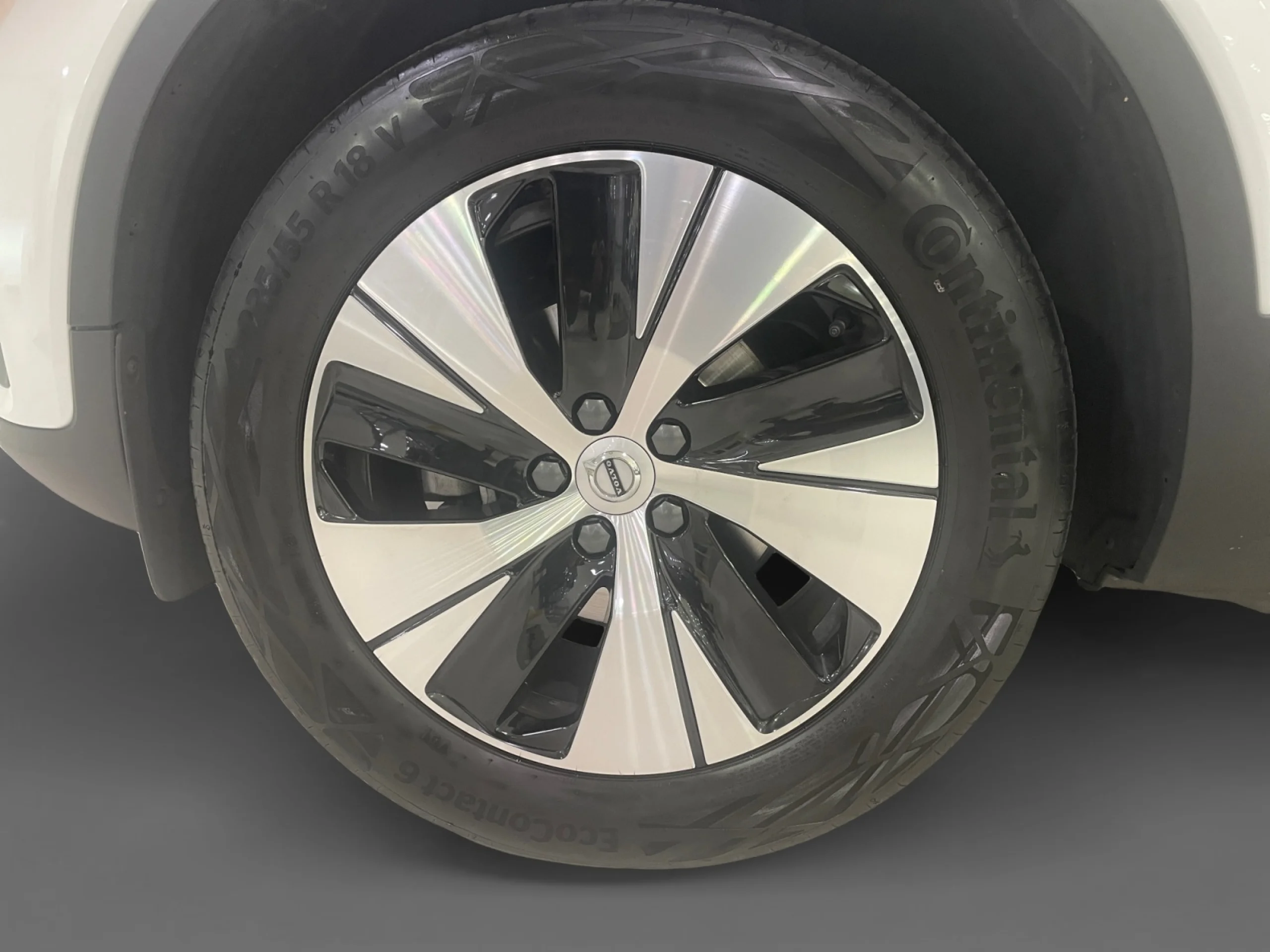 VOLVO XC40 1.5 T2 CORE AUTO - Foto 9