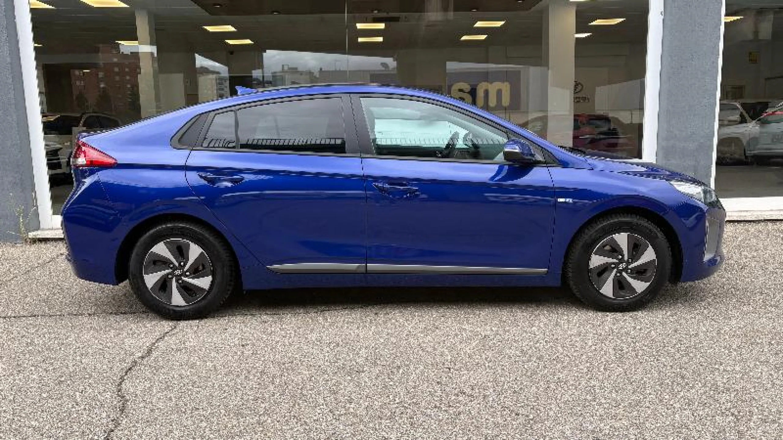 HYUNDAI IONIQ 1.6 GDI HEV KLASS DT - Foto 4