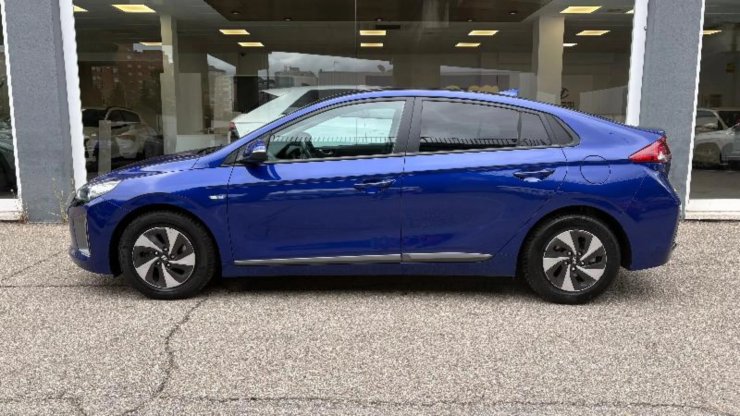 HYUNDAI IONIQ 1.6 GDI HEV KLASS DT - Foto 9