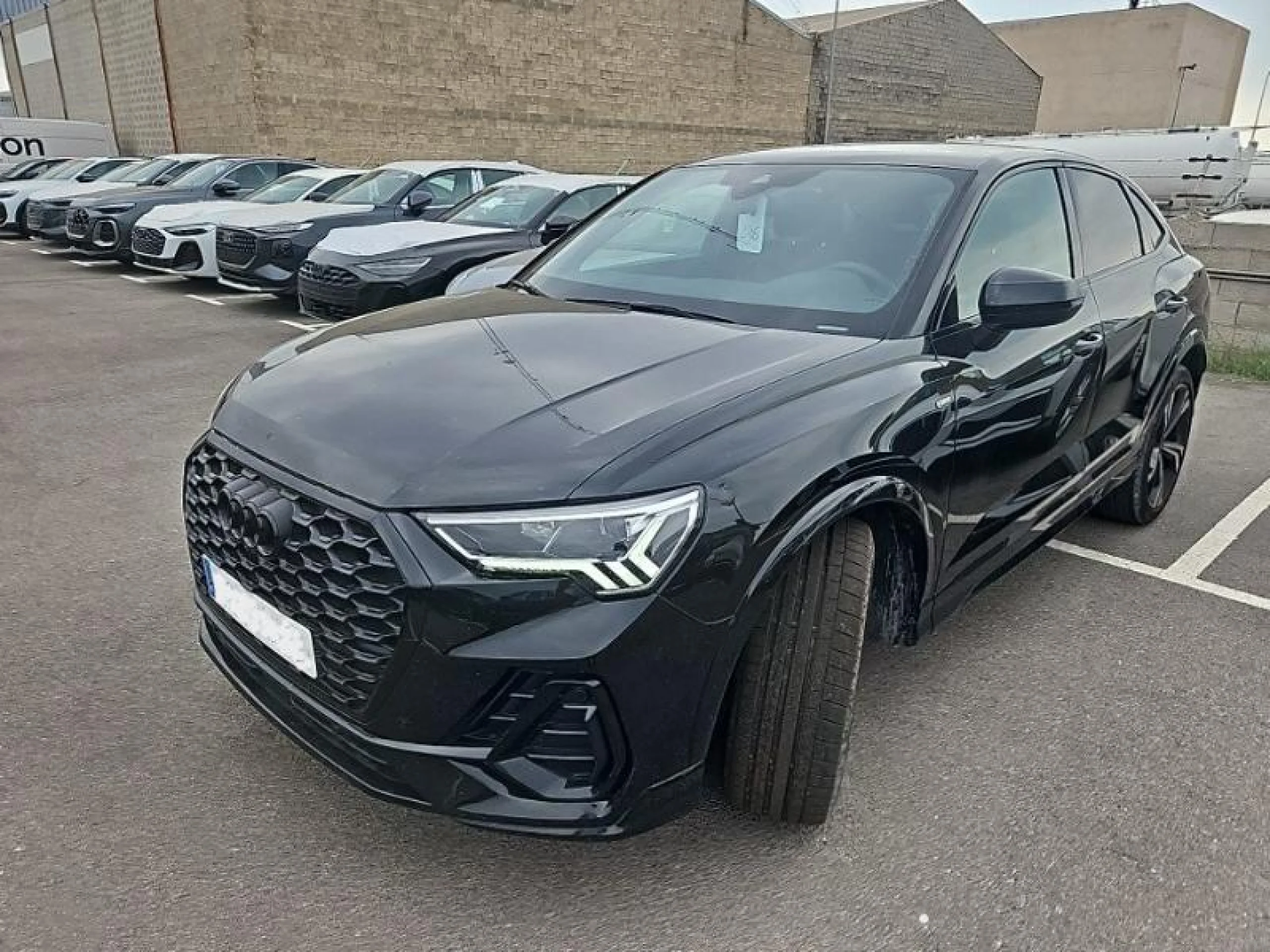 AUDI Q3 SPORTBACK BLACK LINE 35 TDI 110KW (150CV) S TRONIC - Foto 2