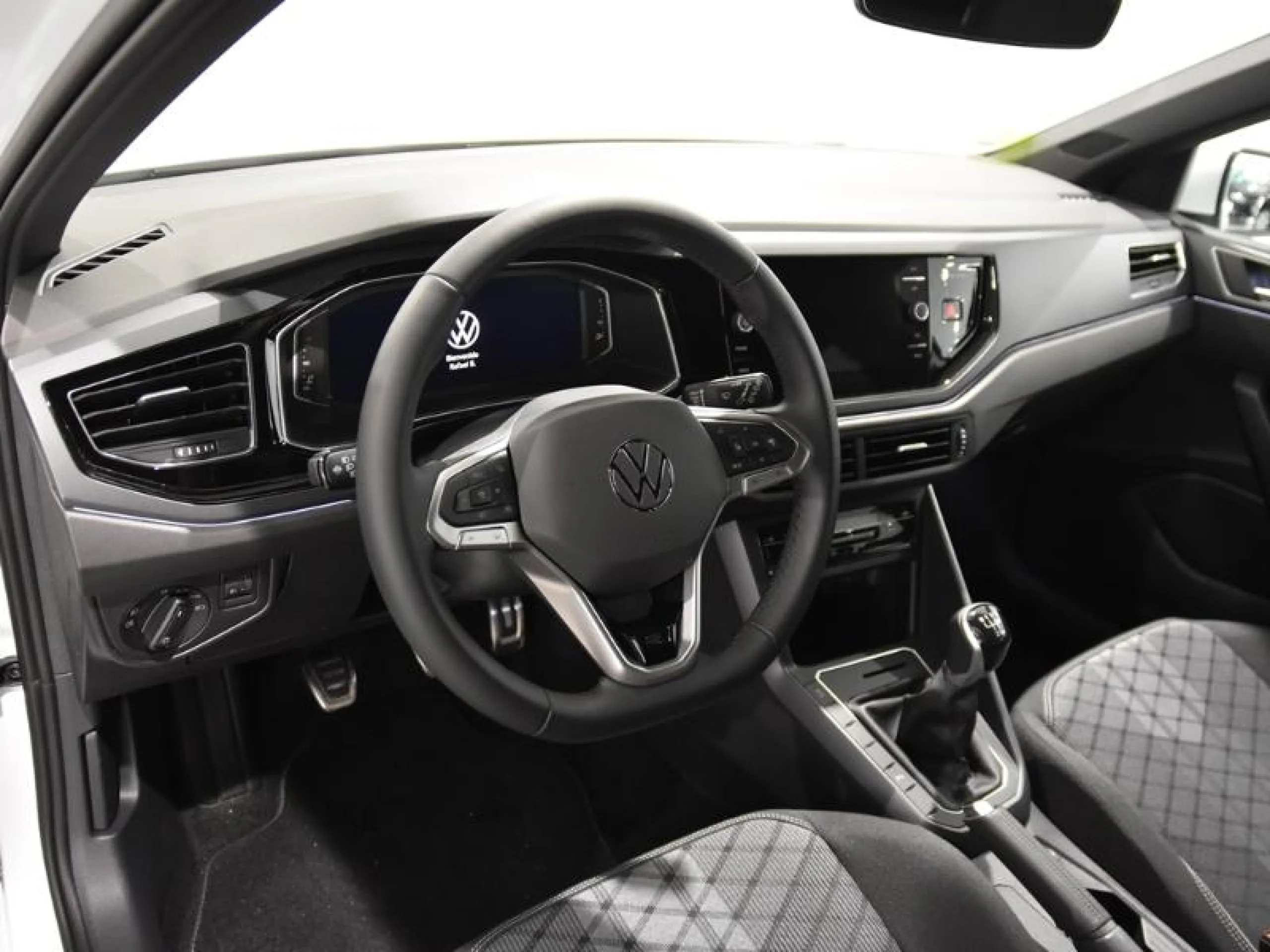 VOLKSWAGEN POLO R LINE 1.0 TSI 70KW (95CV) - Foto 10