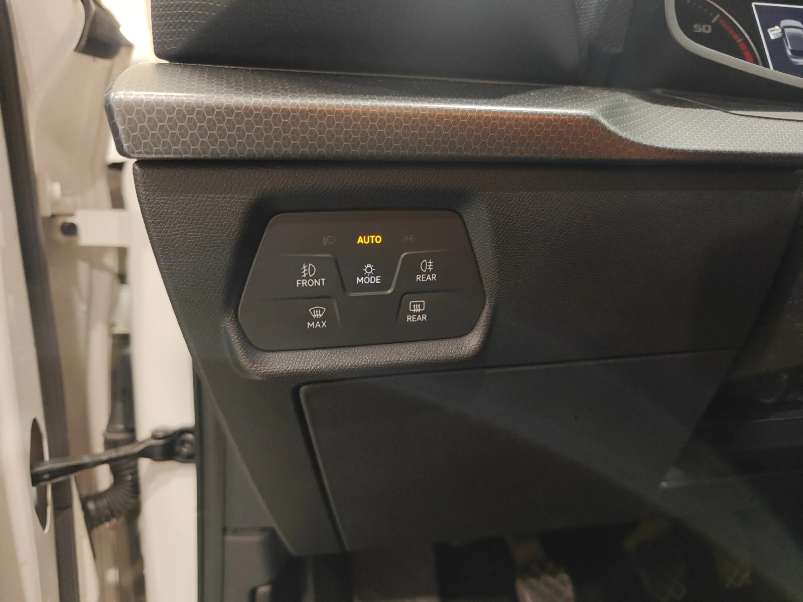 SEAT LEON 2.0 TDI 85KW S&S REFERENCE GO - Foto 12