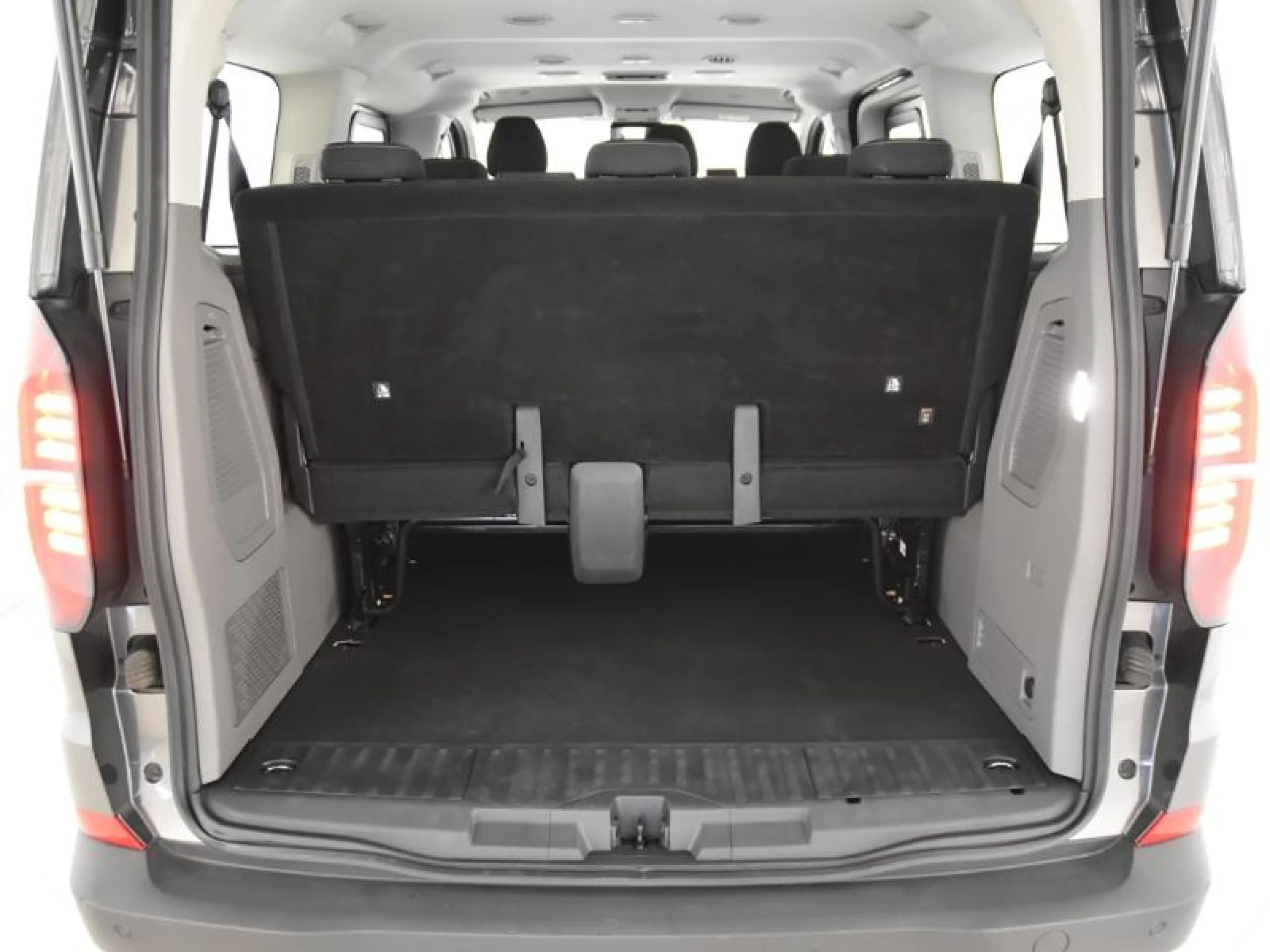 VOLKSWAGEN CARAVELLE CORTA 2.0 TDI 110 KW (150 CV) AUT 8 VEL - Foto 7