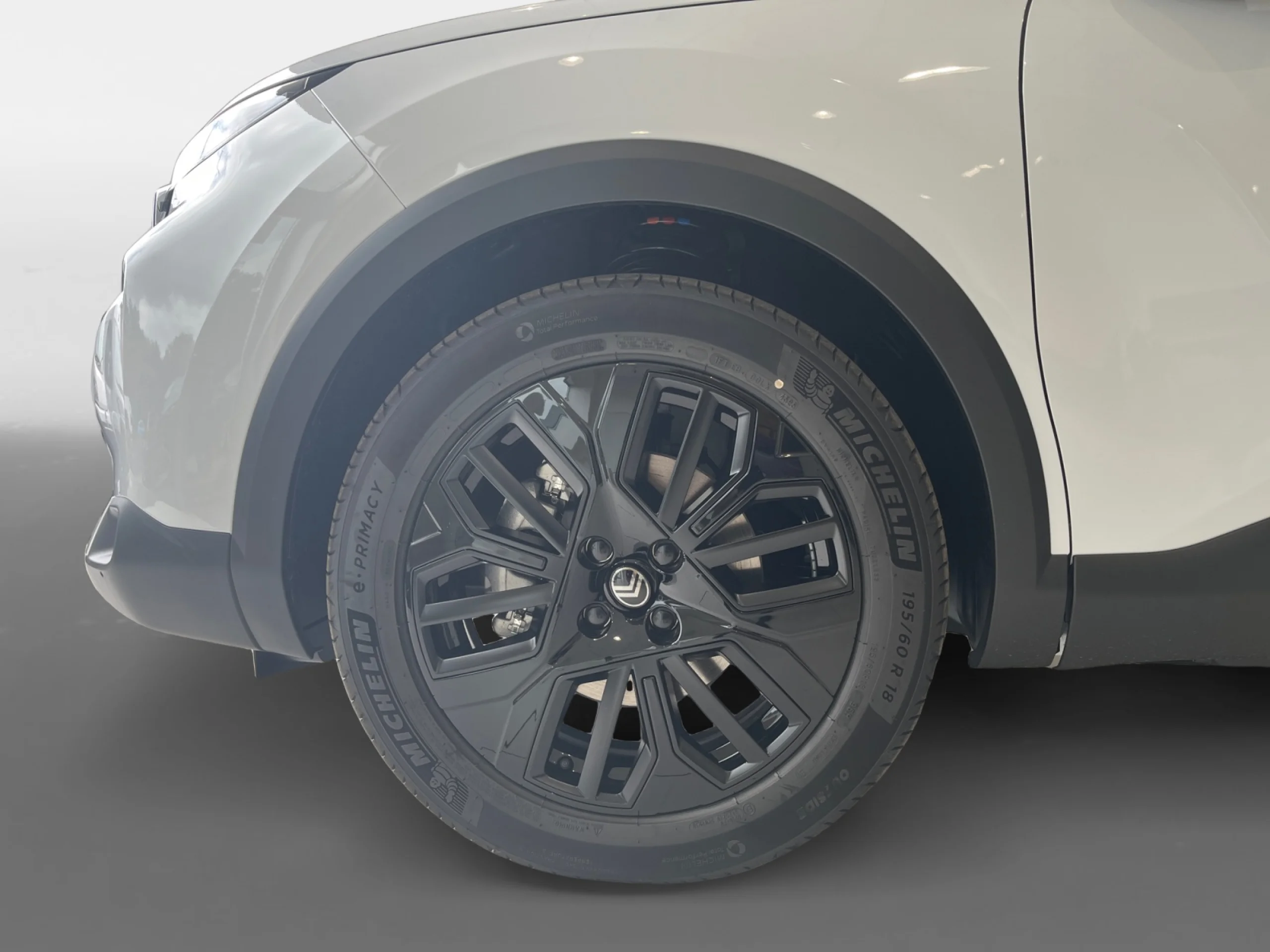 CITROEN C4 HYBRID 145 Ë DCS6 COLLECTION - Foto 9