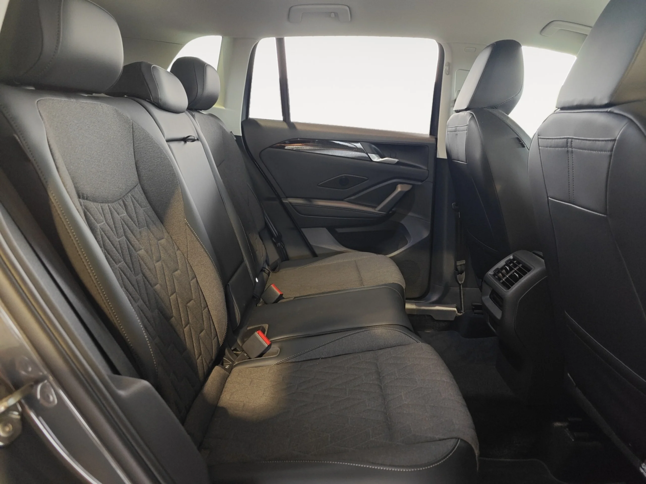 VOLKSWAGEN TIGUAN ··MÁS·· 2.0 TDI 110KW (150CV) DSG - Foto 6