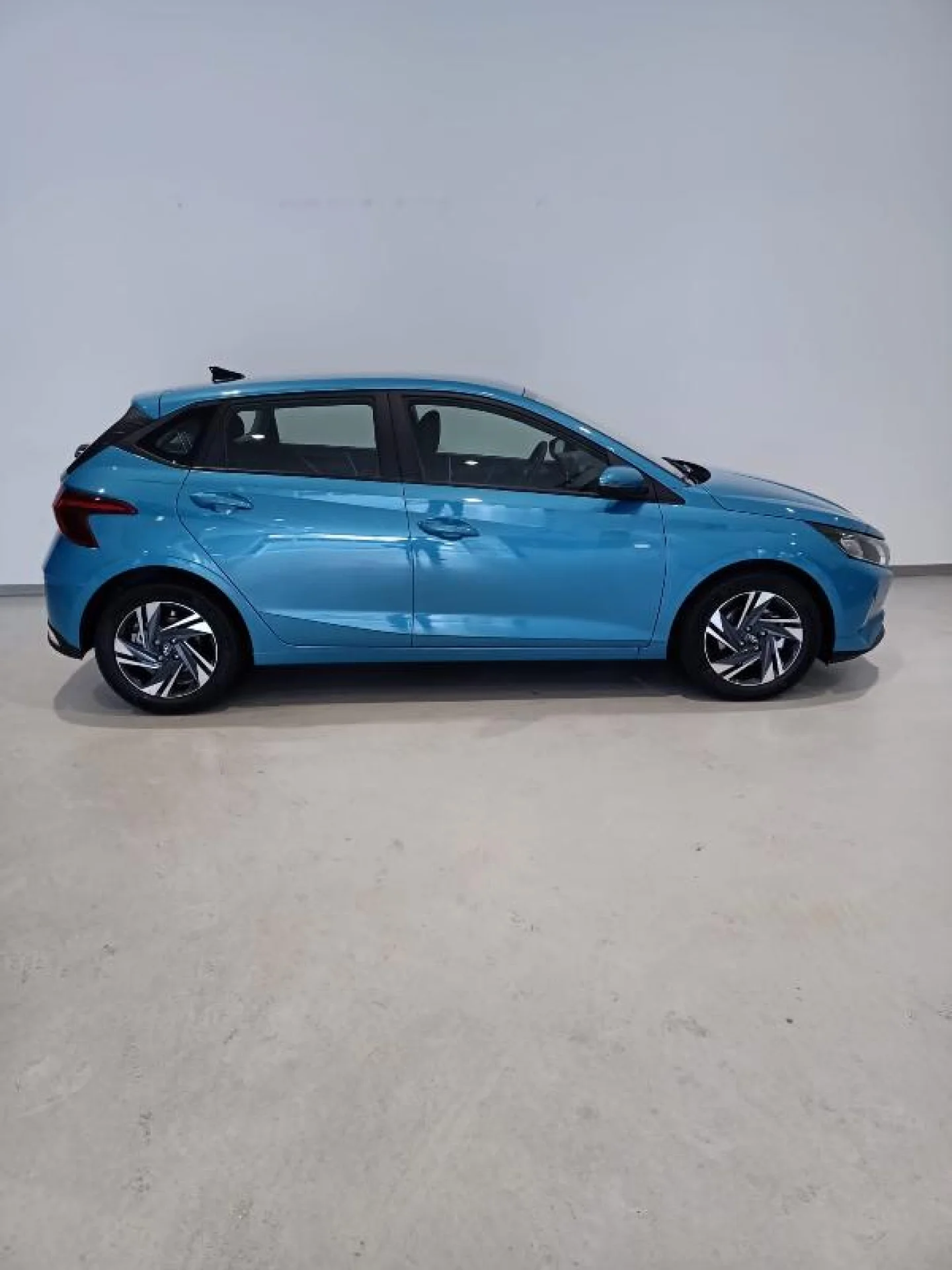 HYUNDAI I20 1.0 TGDI 74KW (100CV) KLASS - Foto 3