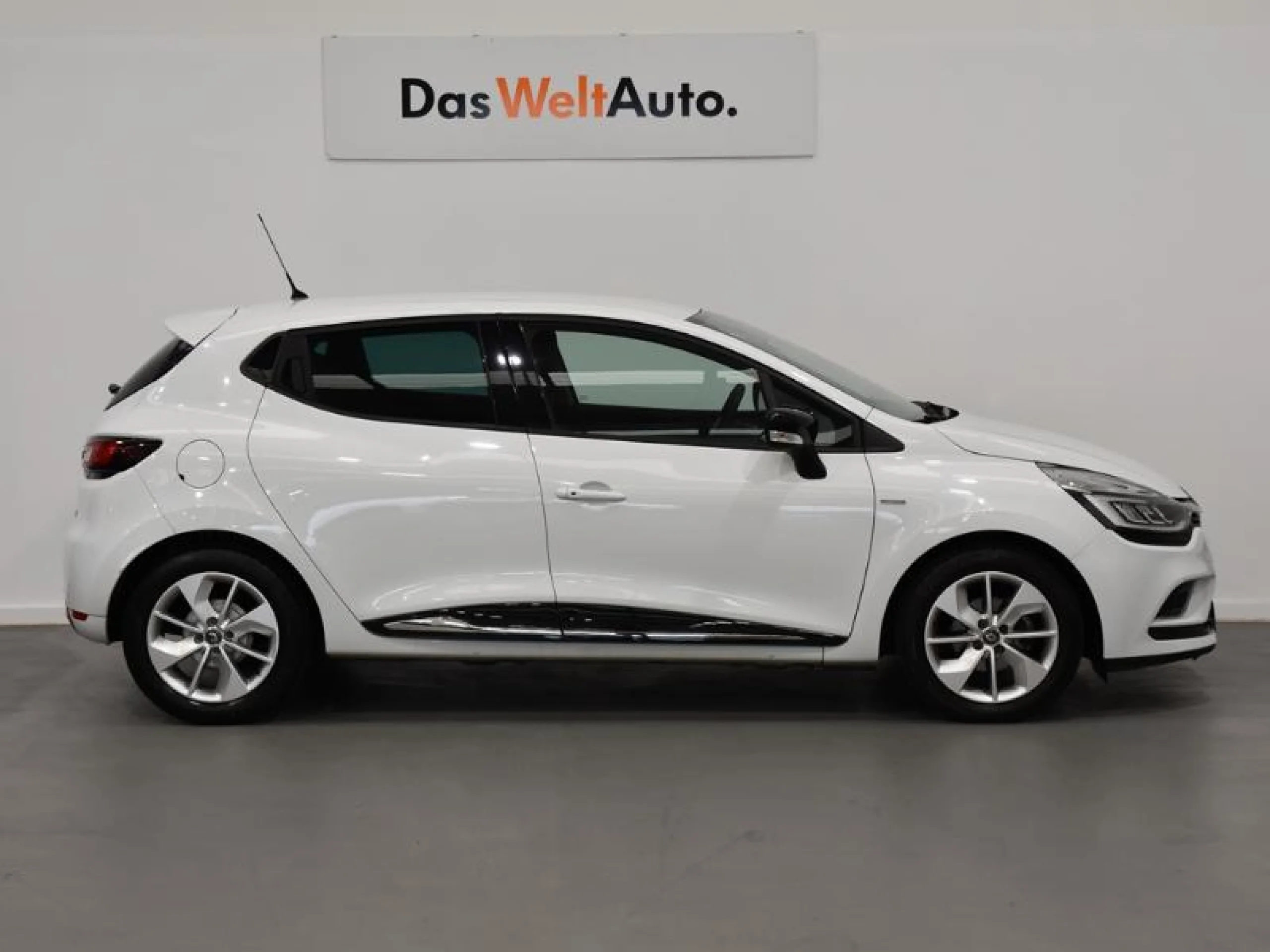 RENAULT CLIO ZEN DCI 66KW (90CV)  18 - Foto 3