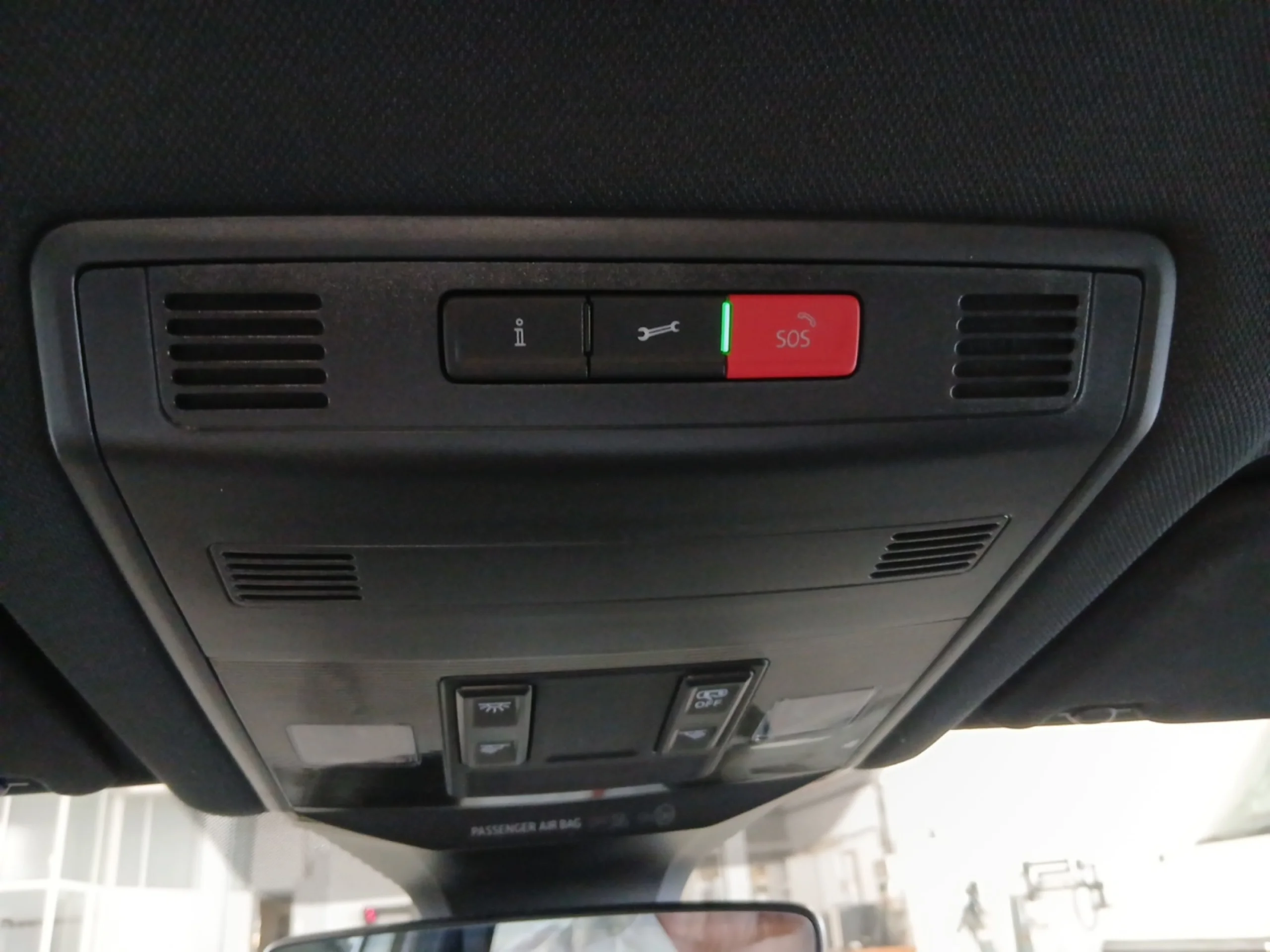 VOLKSWAGEN T ROC ADVANCE R LINE 1.5 TSI 110KW (150CV) DSG - Foto 13