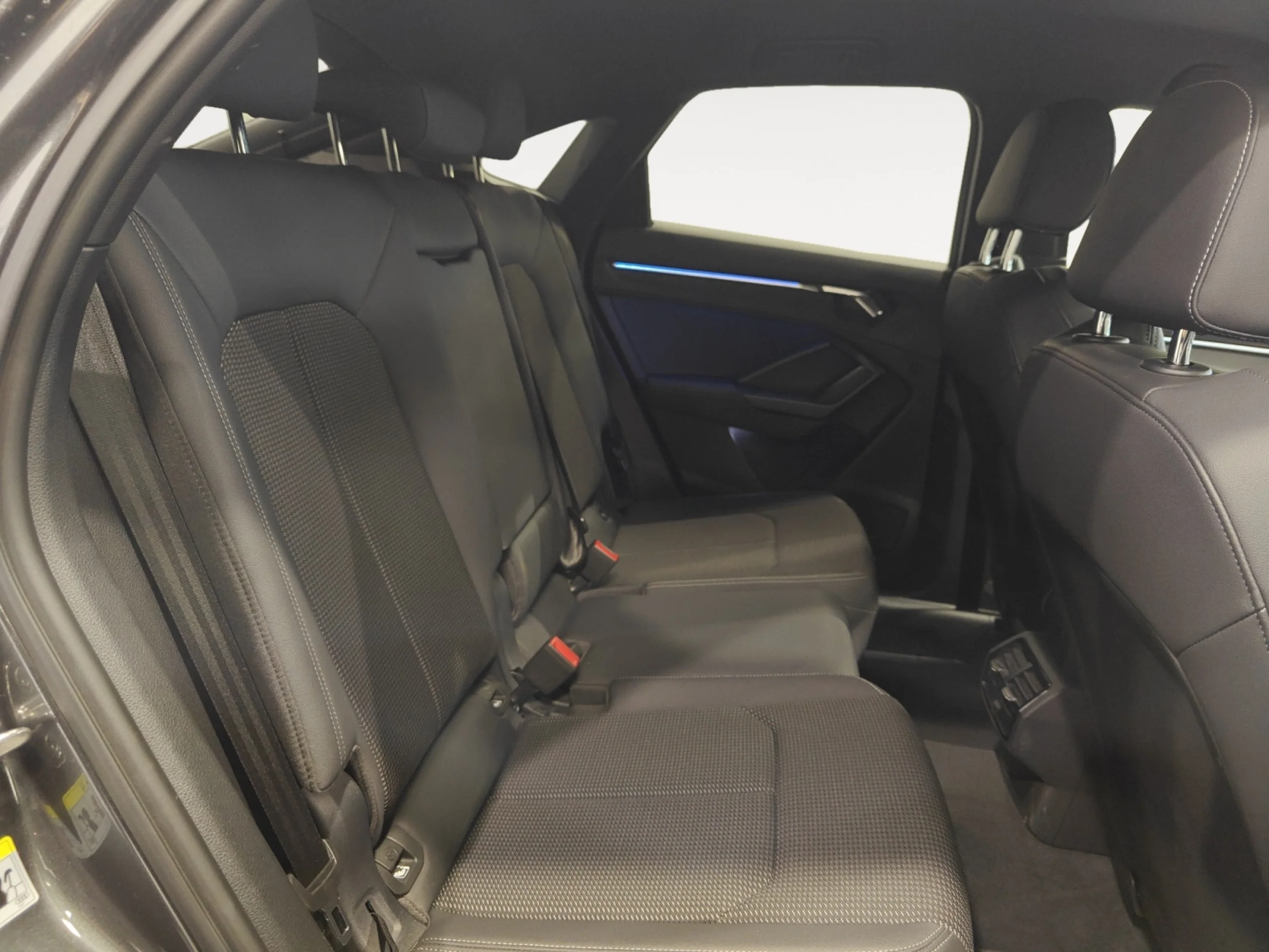 AUDI Q3 SPORTBACK 45 TFSI E 180KW S TRONIC BLACK LINE - Foto 6