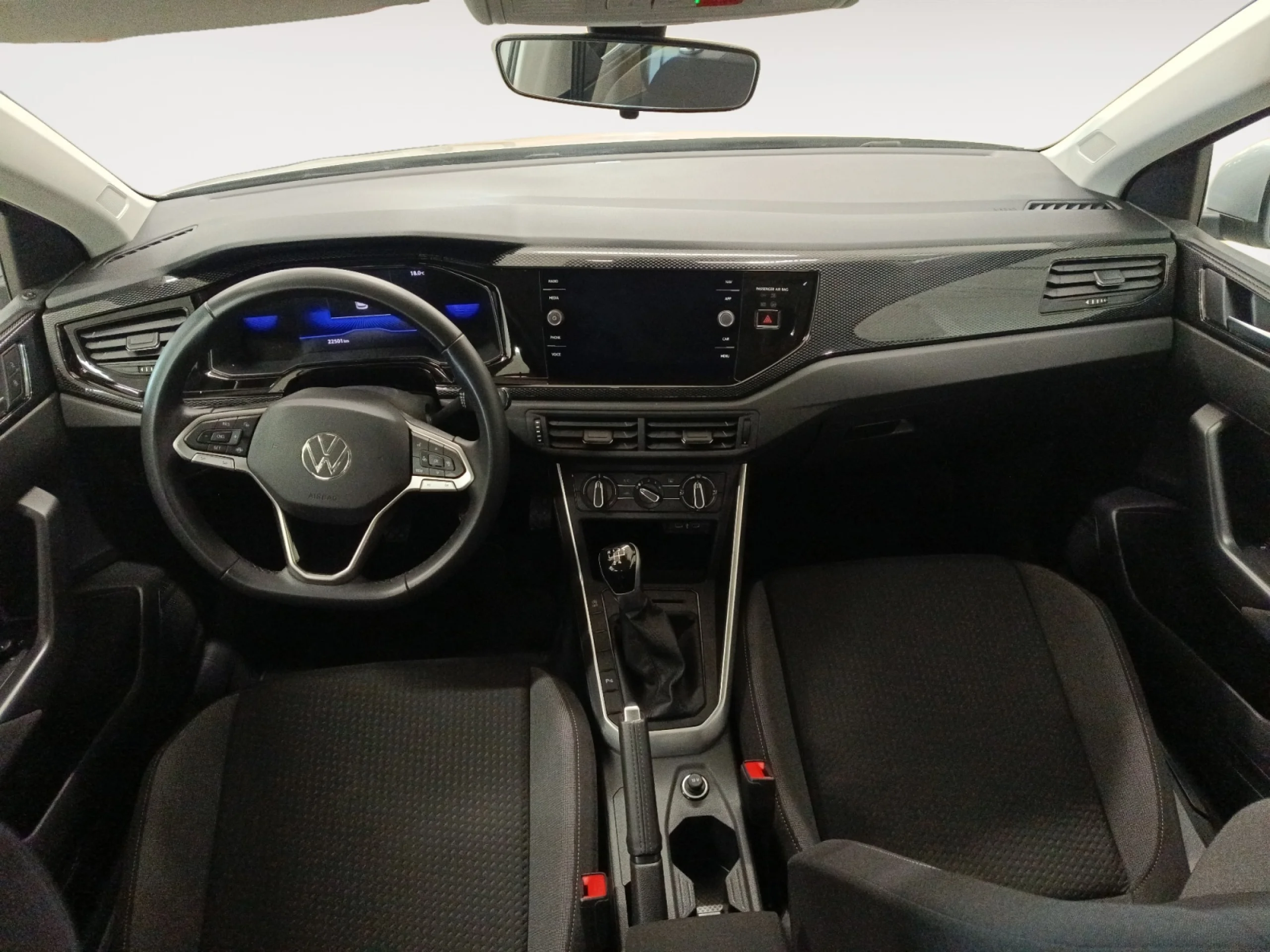 VOLKSWAGEN POLO LIFE 1.0 TSI 70KW (95CV) - Foto 4