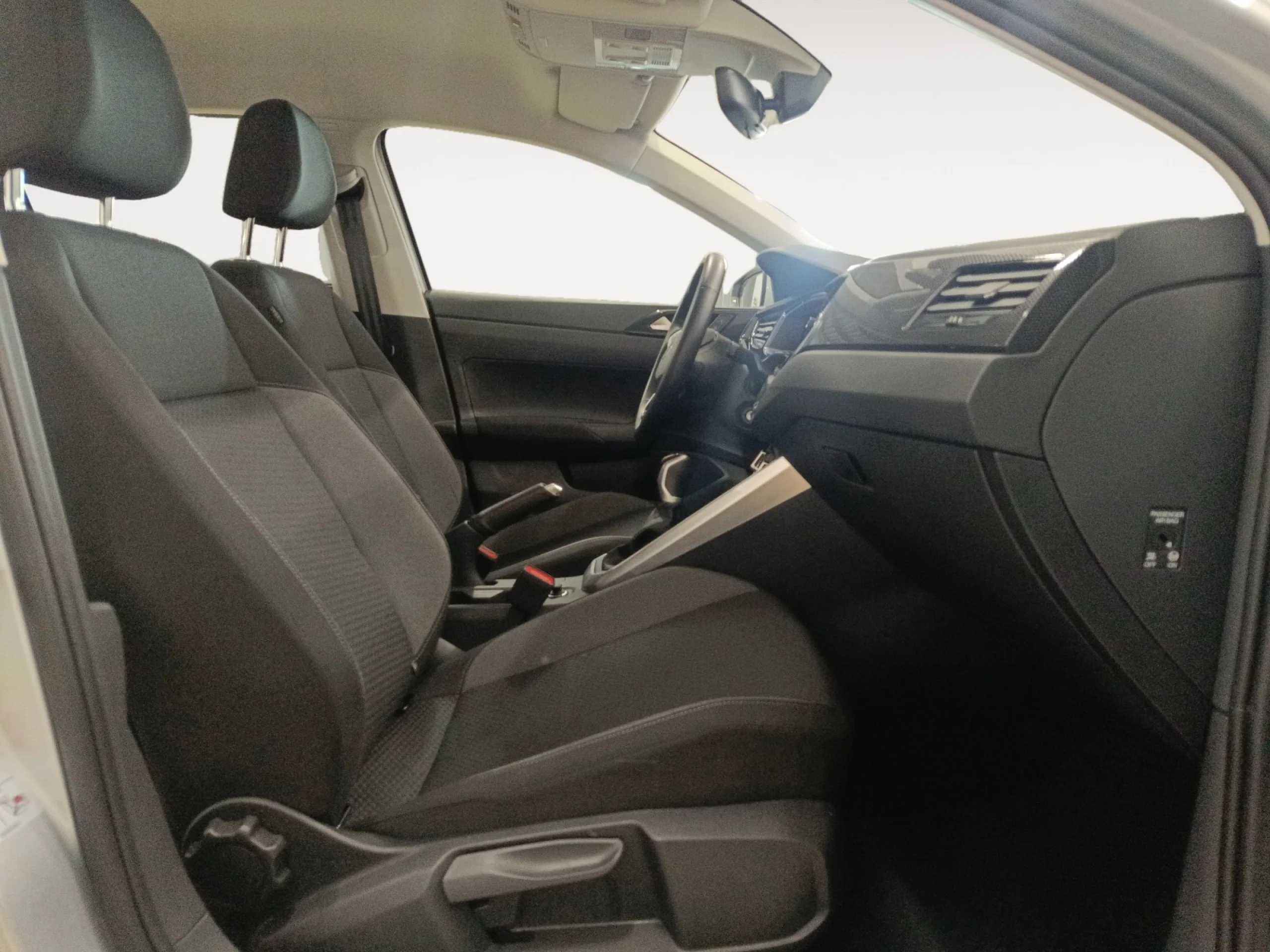 VOLKSWAGEN POLO LIFE 1.0 TSI 70KW (95CV) - Foto 5