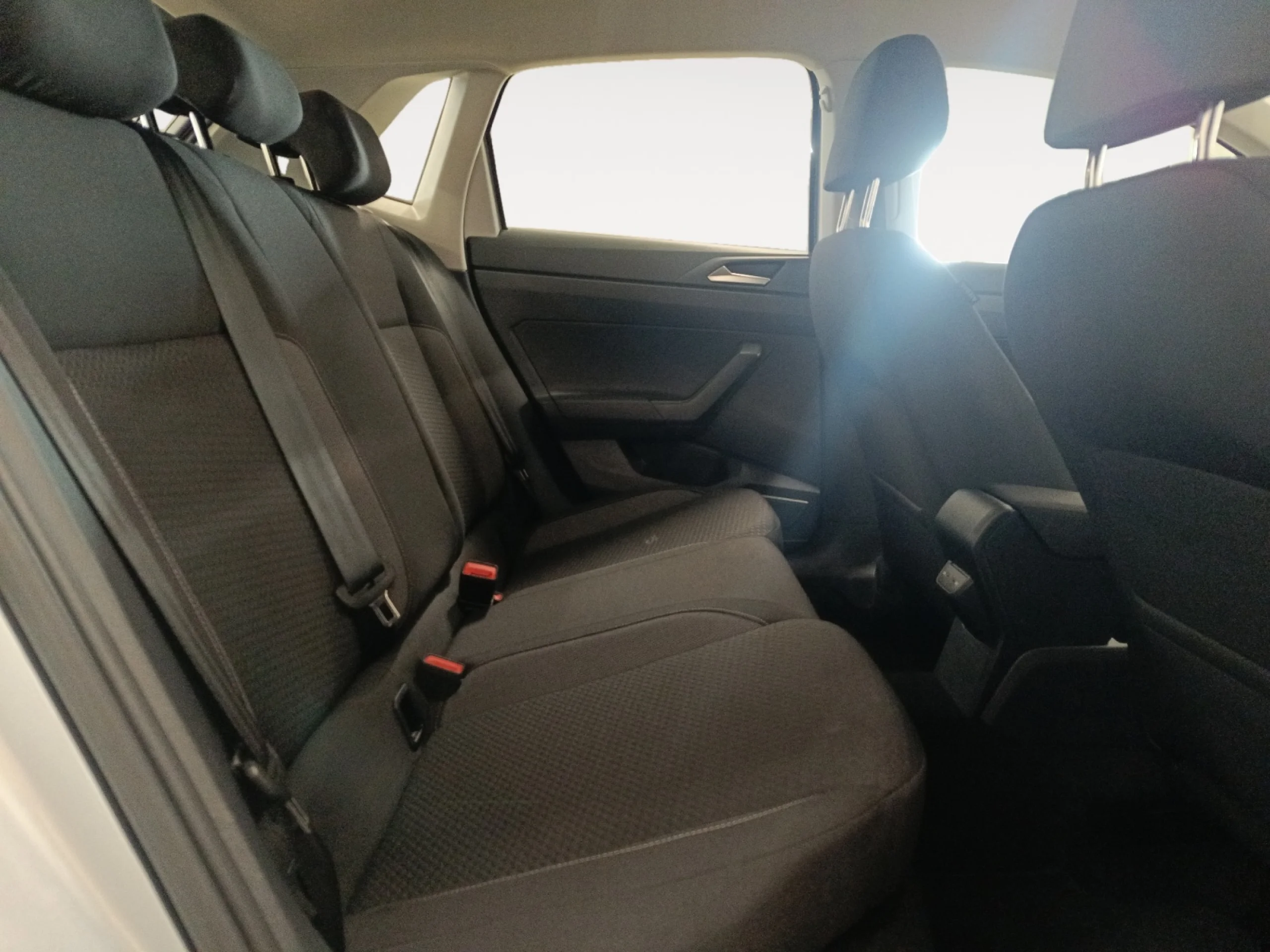 VOLKSWAGEN POLO LIFE 1.0 TSI 70KW (95CV) - Foto 6