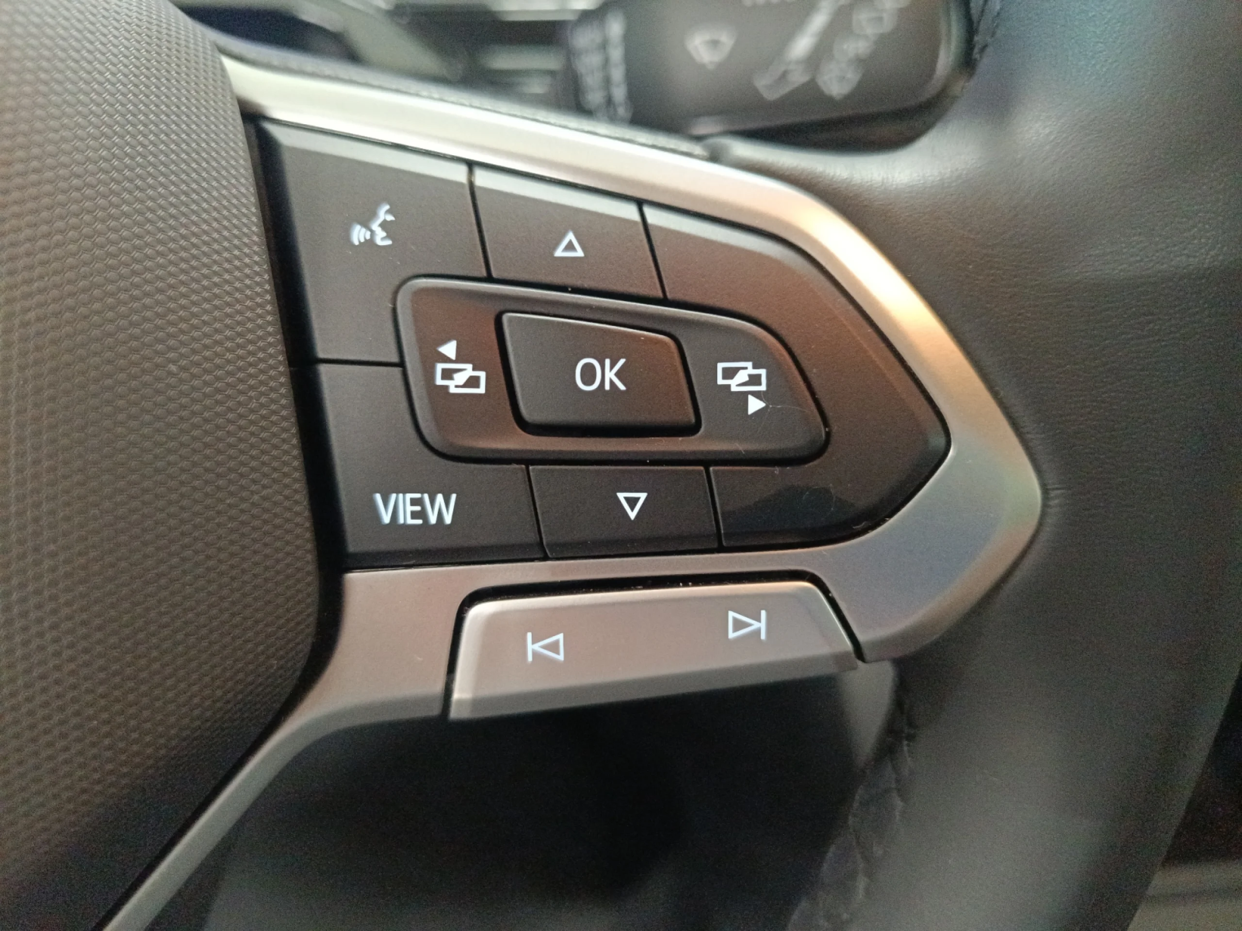 VOLKSWAGEN POLO LIFE 1.0 TSI 70KW (95CV) - Foto 10