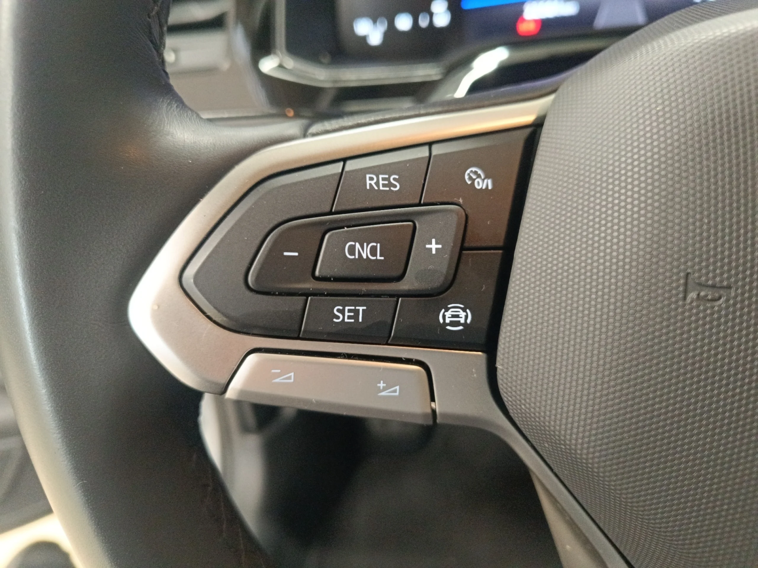 VOLKSWAGEN POLO LIFE 1.0 TSI 70KW (95CV) - Foto 11