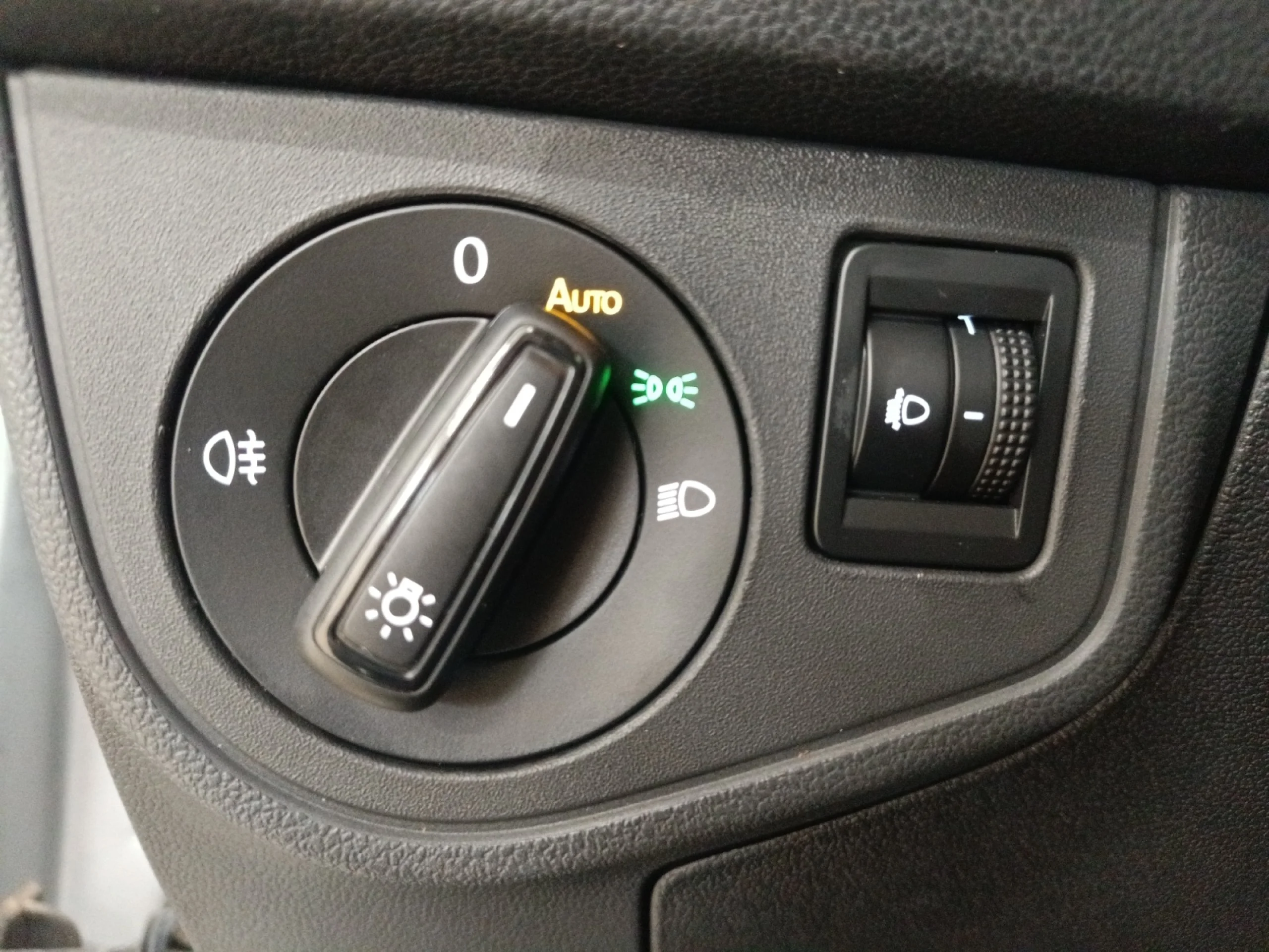 VOLKSWAGEN POLO LIFE 1.0 TSI 70KW (95CV) - Foto 12