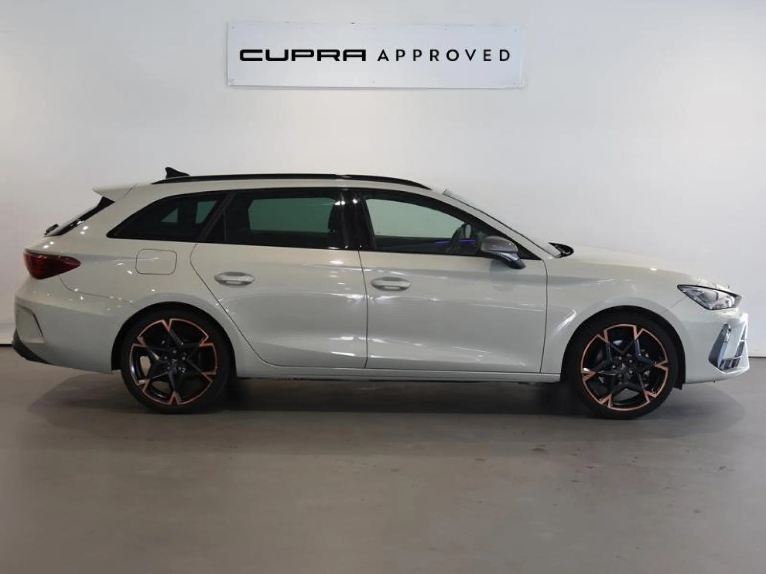 CUPRA LEON SP 1.5 ETSI 110KW (150CV) DSG - Foto 3