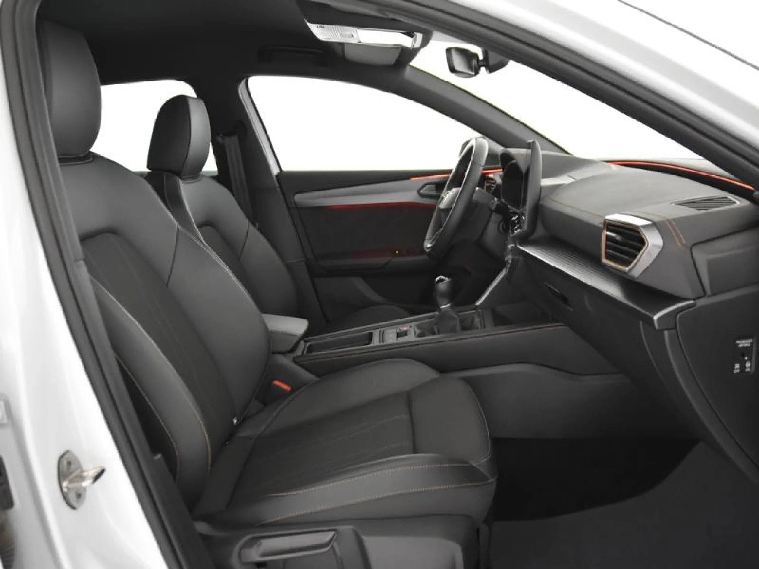 CUPRA LEON 1.5 TSI 110KW (150CV) - Foto 5