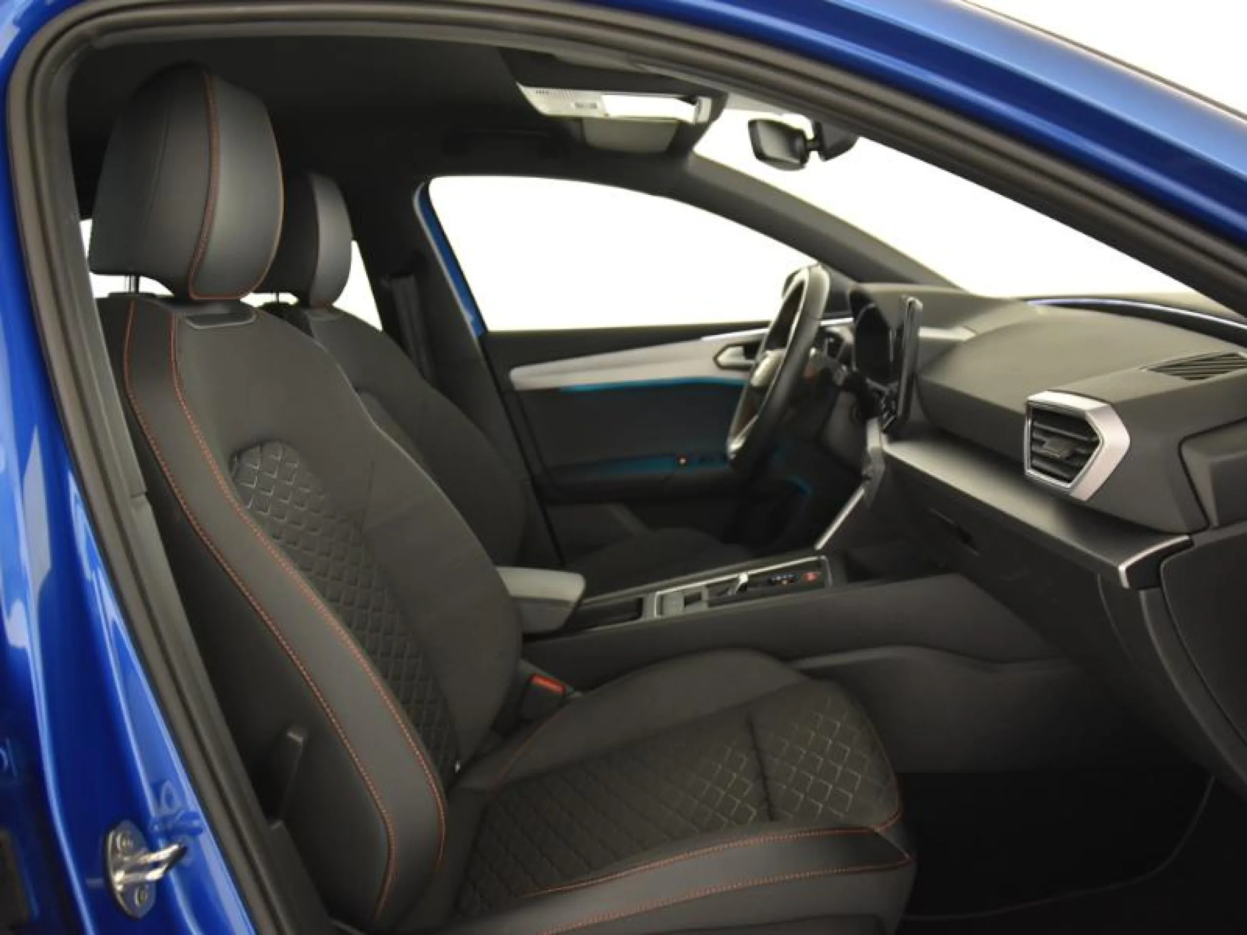 SEAT LEON 1.0 ETSI 81KW DSG 7 S&S FR XL ECO - Foto 5