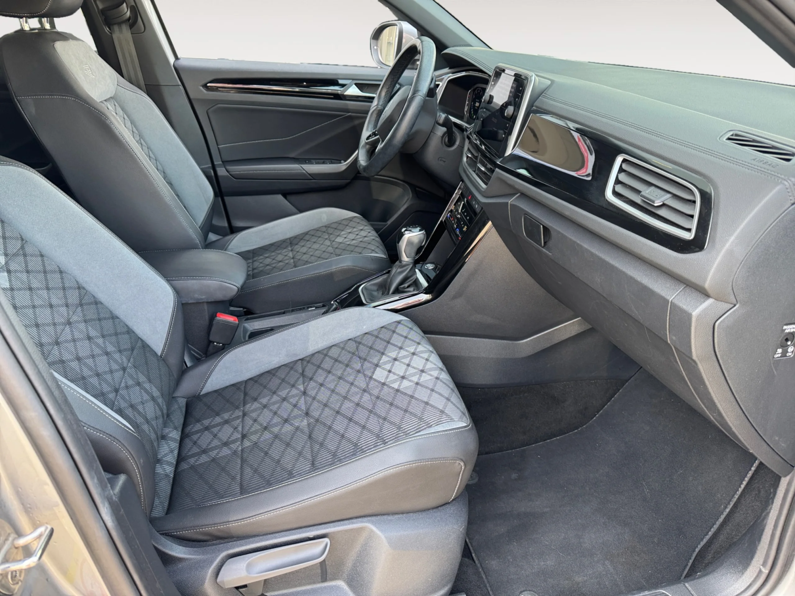 VOLKSWAGEN T ROC R LINE 1.5 TSI 110KW (150CV) DSG - Foto 5