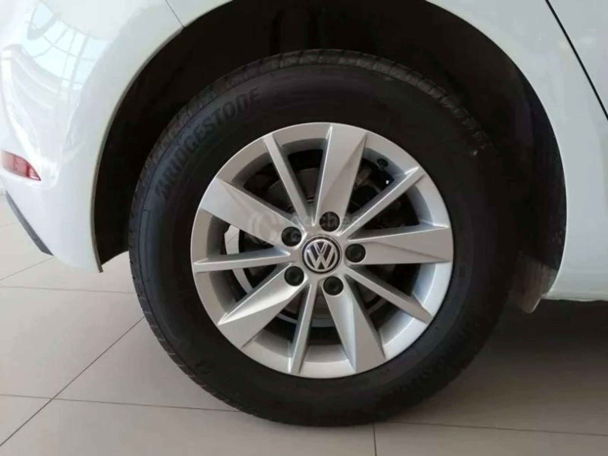 VOLKSWAGEN GOLF READY2GO 1.6 TDI 85KW (115CV) - Foto 2