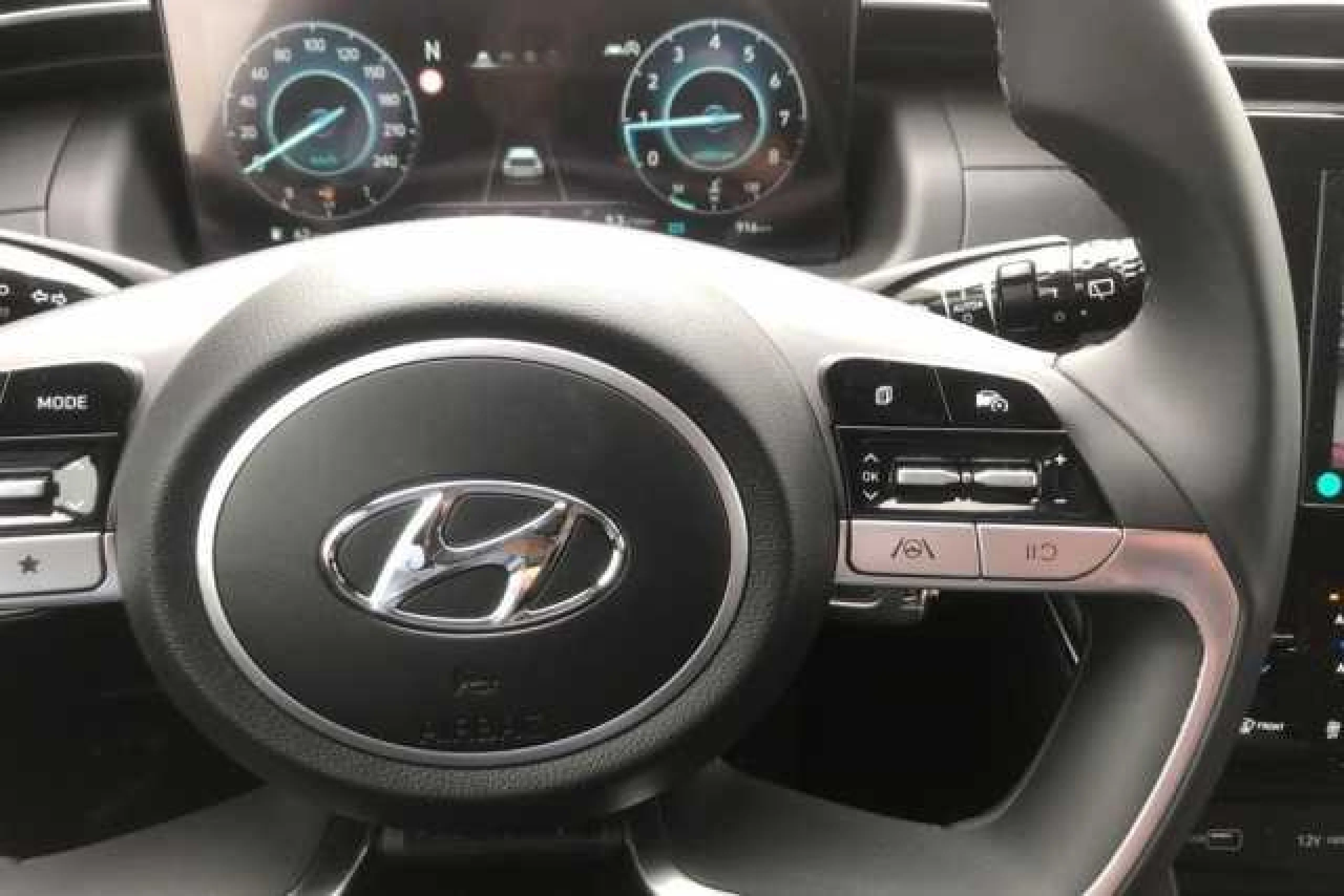 HYUNDAI TUCSON 1.6 TGDI 110KW (150CV) 48V TECNO SKY - Foto 7