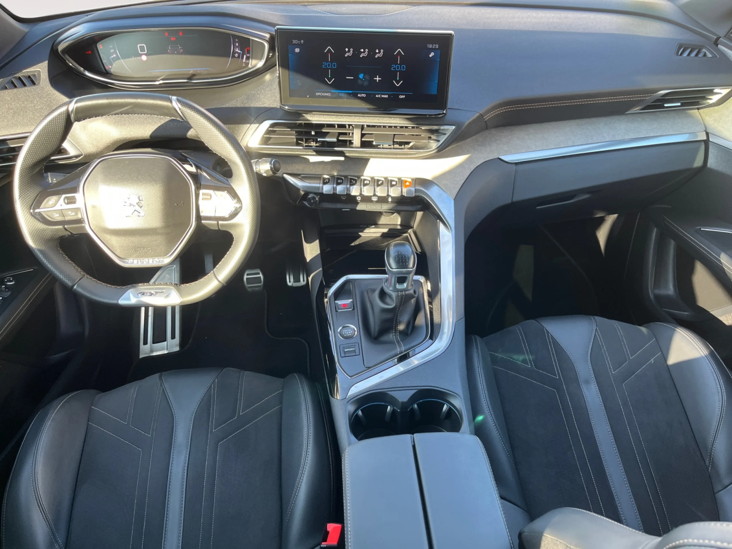 PEUGEOT 3008 1.2 PURETECH 96KW (130CV) S&S GT - Foto 4